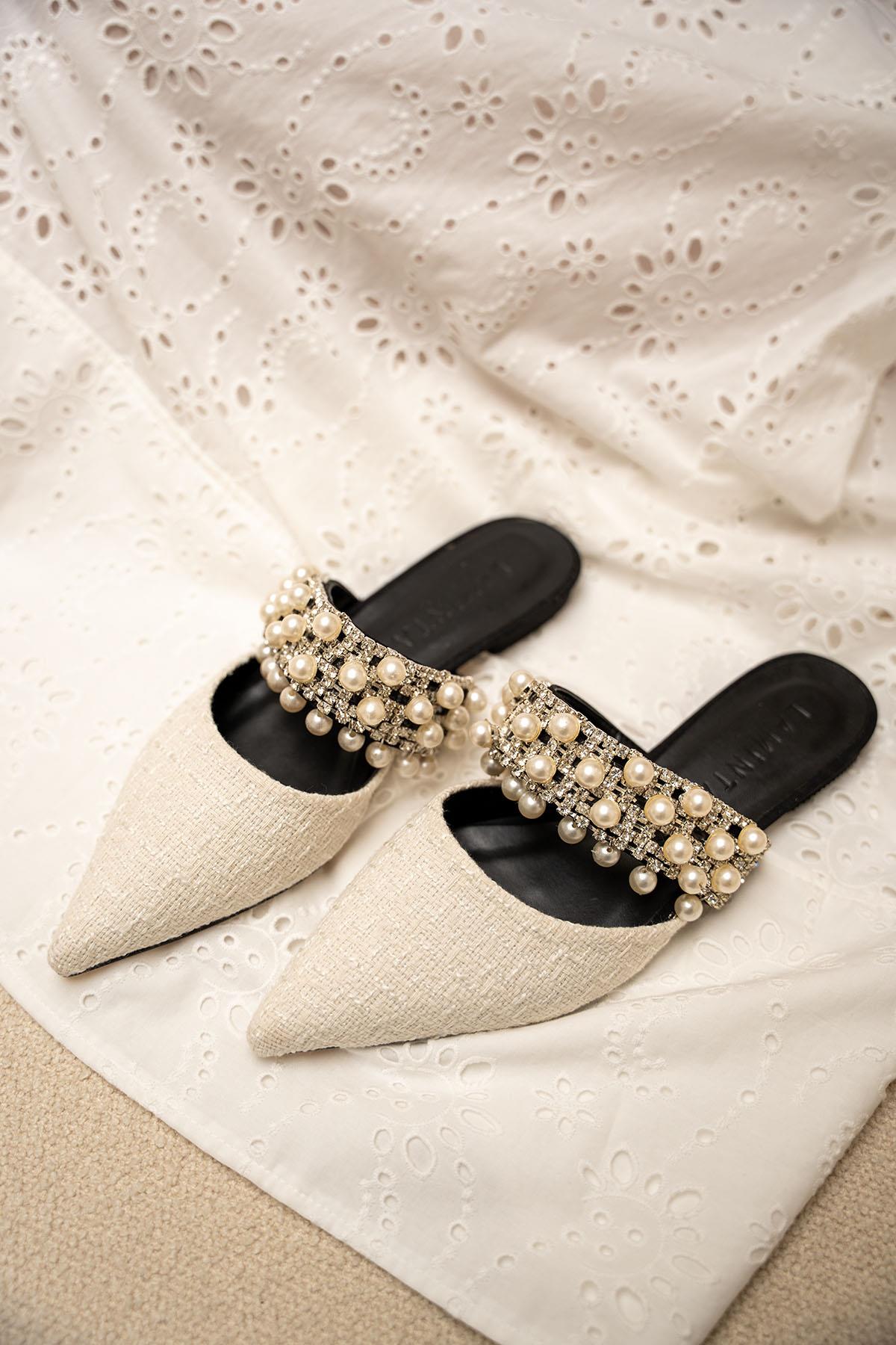 ROSİE TÜVİT DETAYLI TAŞLI TERLİK - BEYAZ