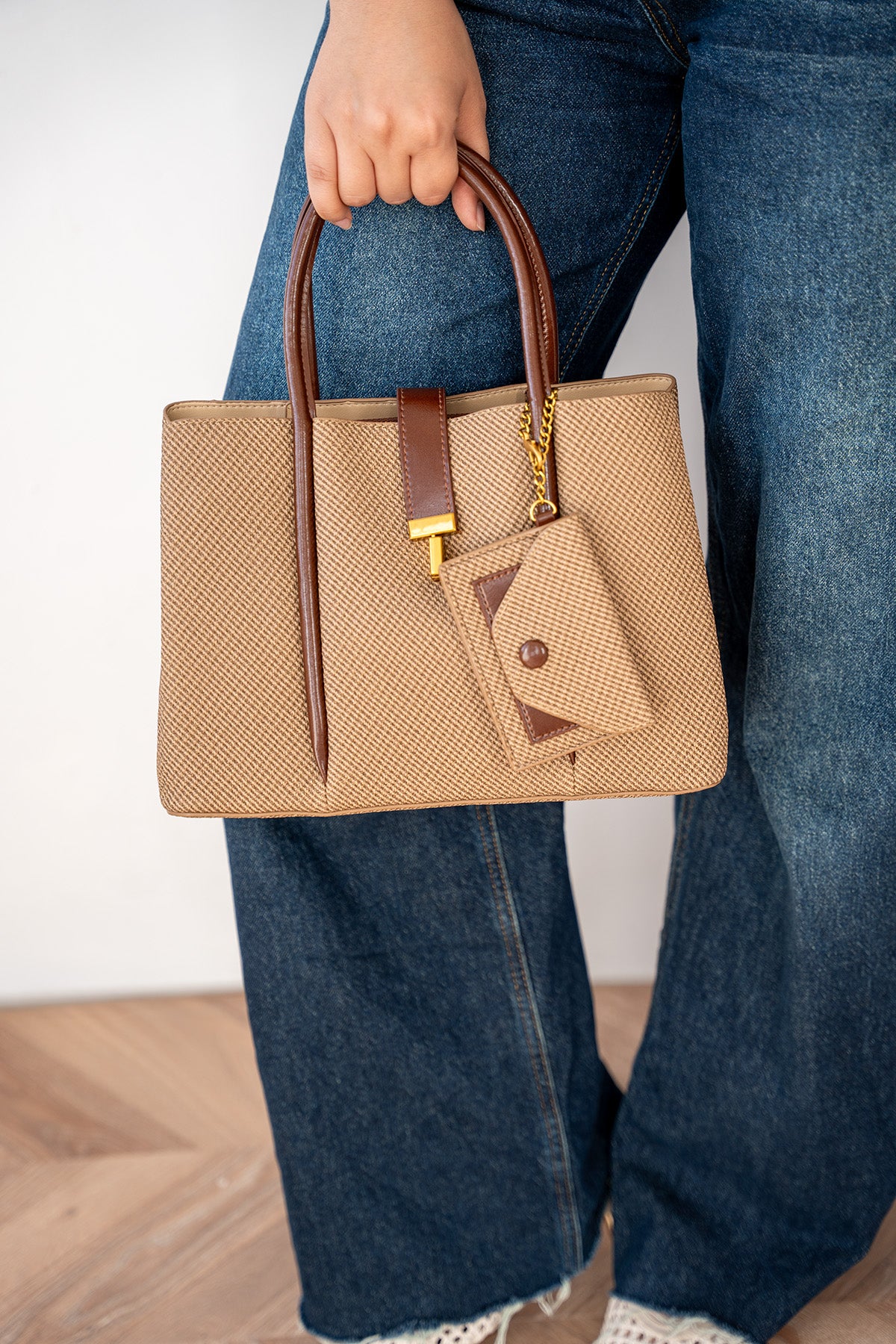 Otho Gold Detaylı Kadın Çanta - VİZON