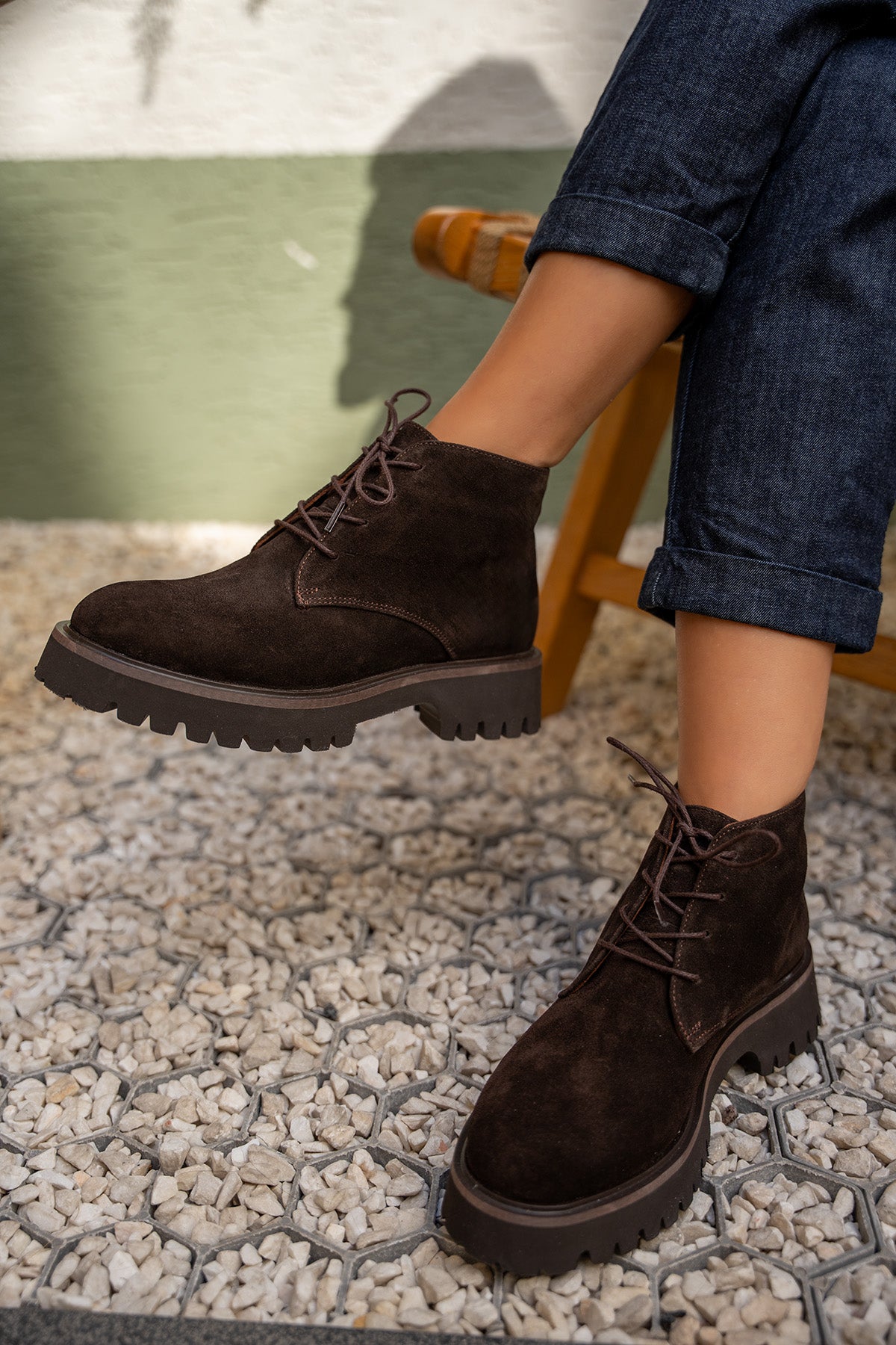 Plato Bağcıklı Hakiki Deri Kısa Bot - AcıKahve Süet