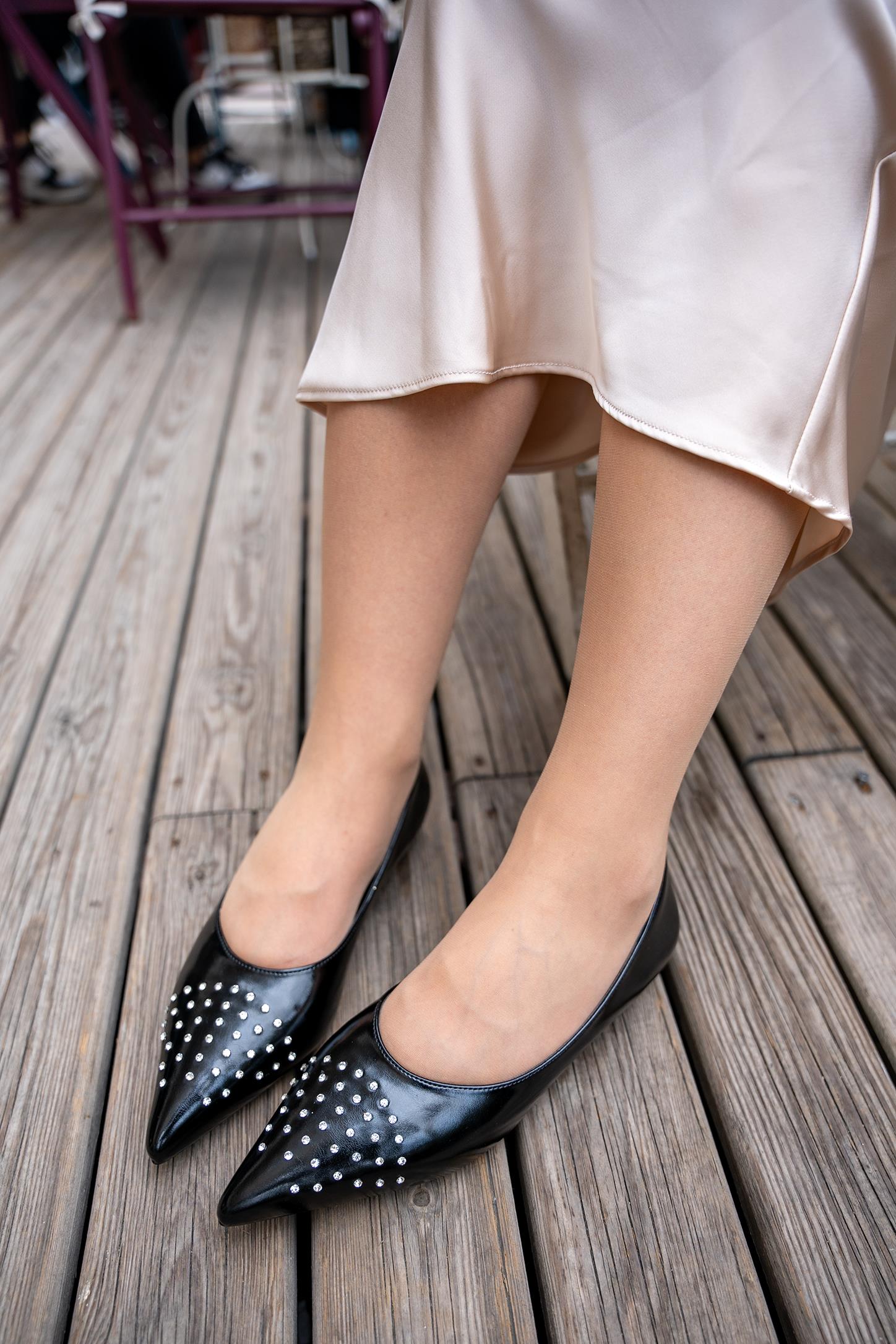 EYYA TAŞ DETAYLI BABET - SİYAH