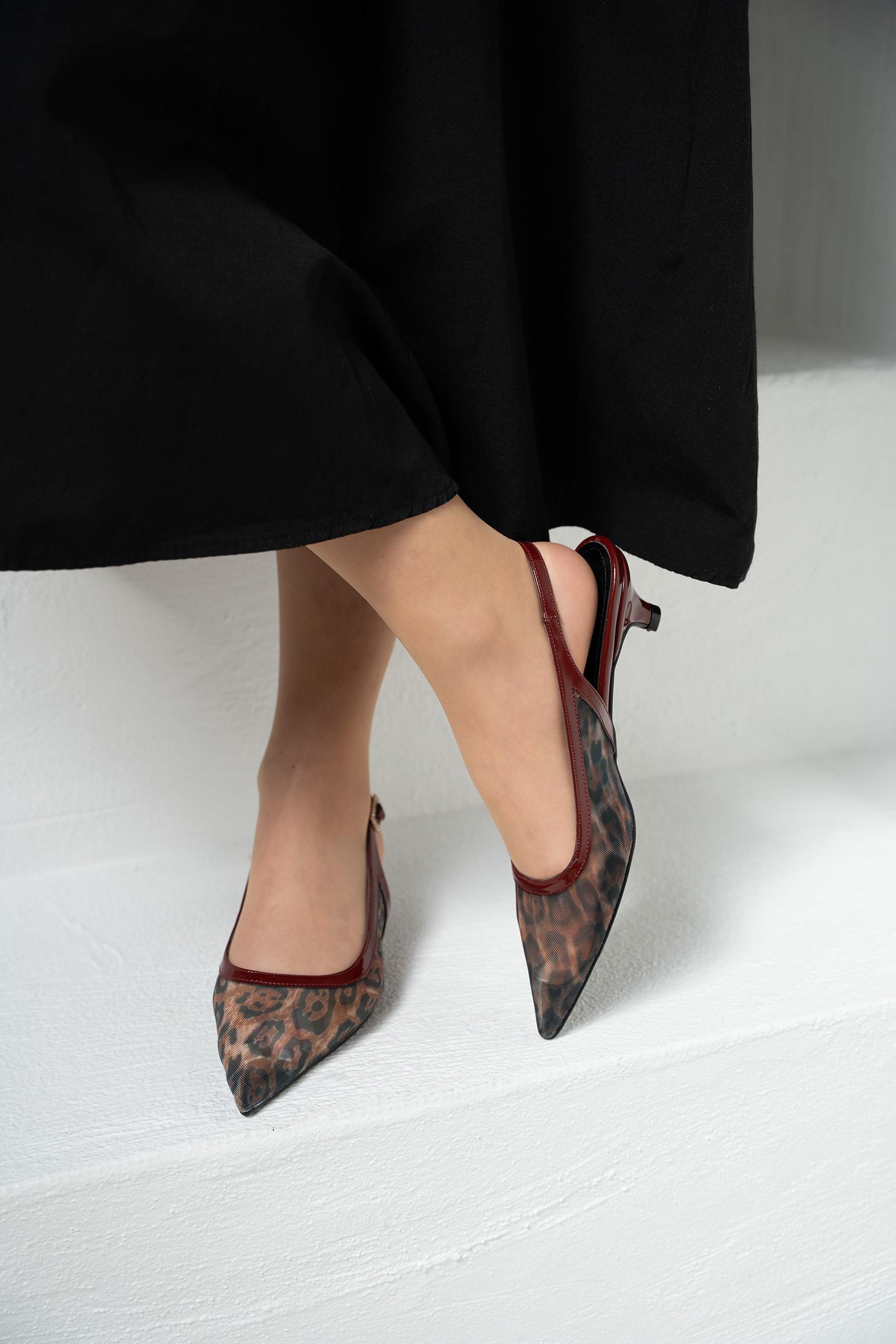Front Leopar Desenli Topuklu Ayakkabı - BORDO