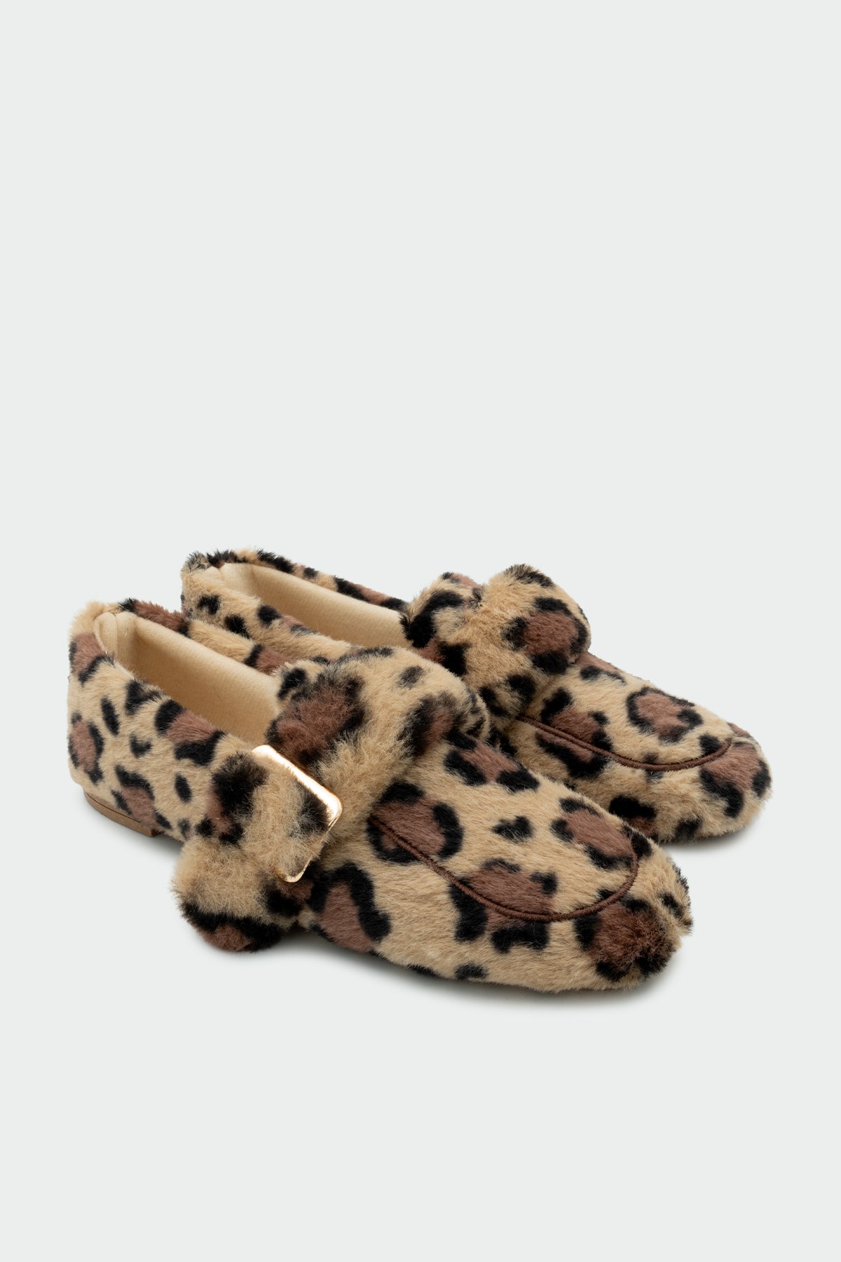 Flufy Toka Detaylı Peluş Ev Babeti - LEOPAR