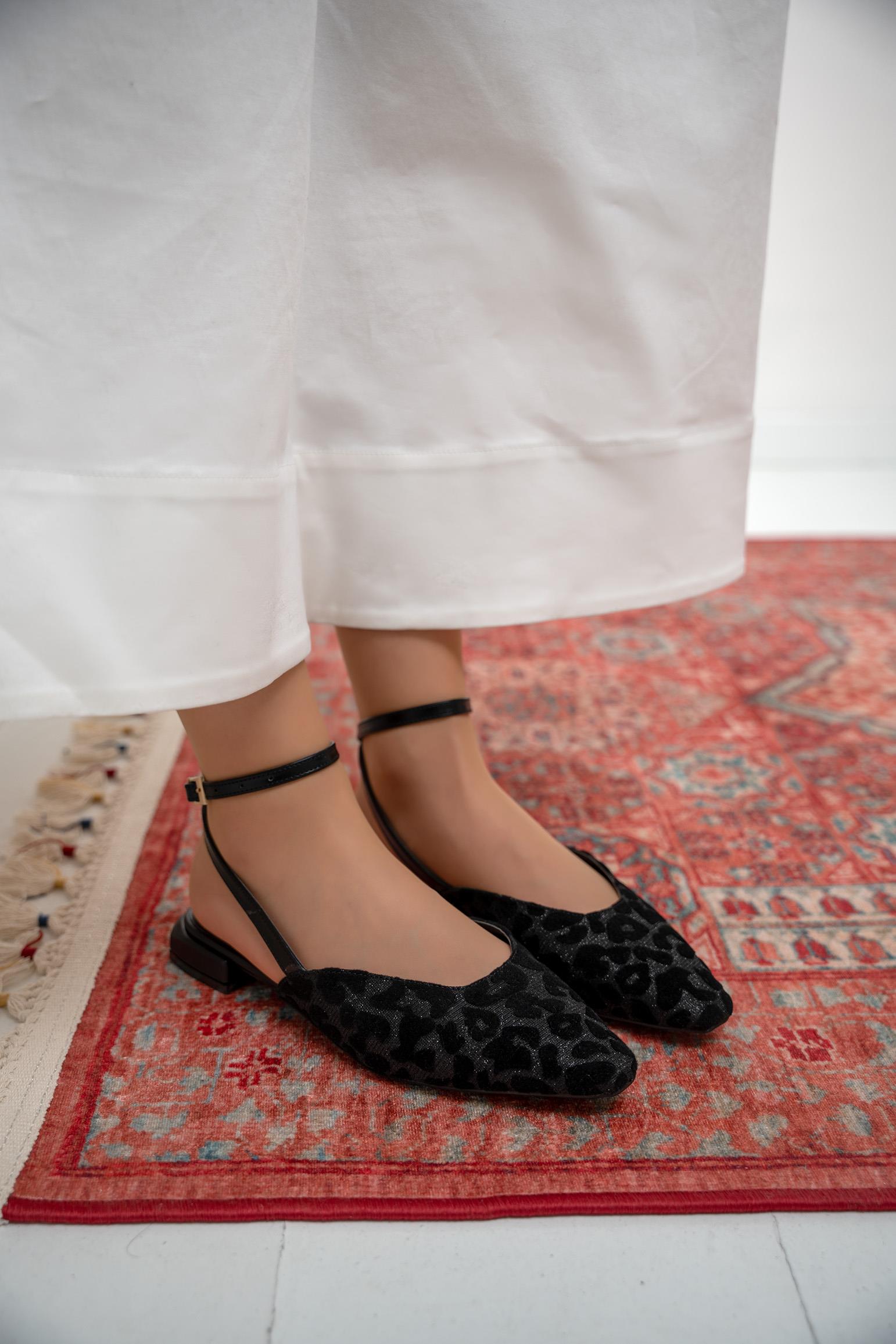 Owen Babet - SİYAH LEOPAR