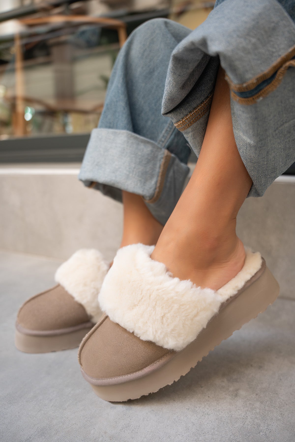 Rover Tüylü Terlik - VİZON