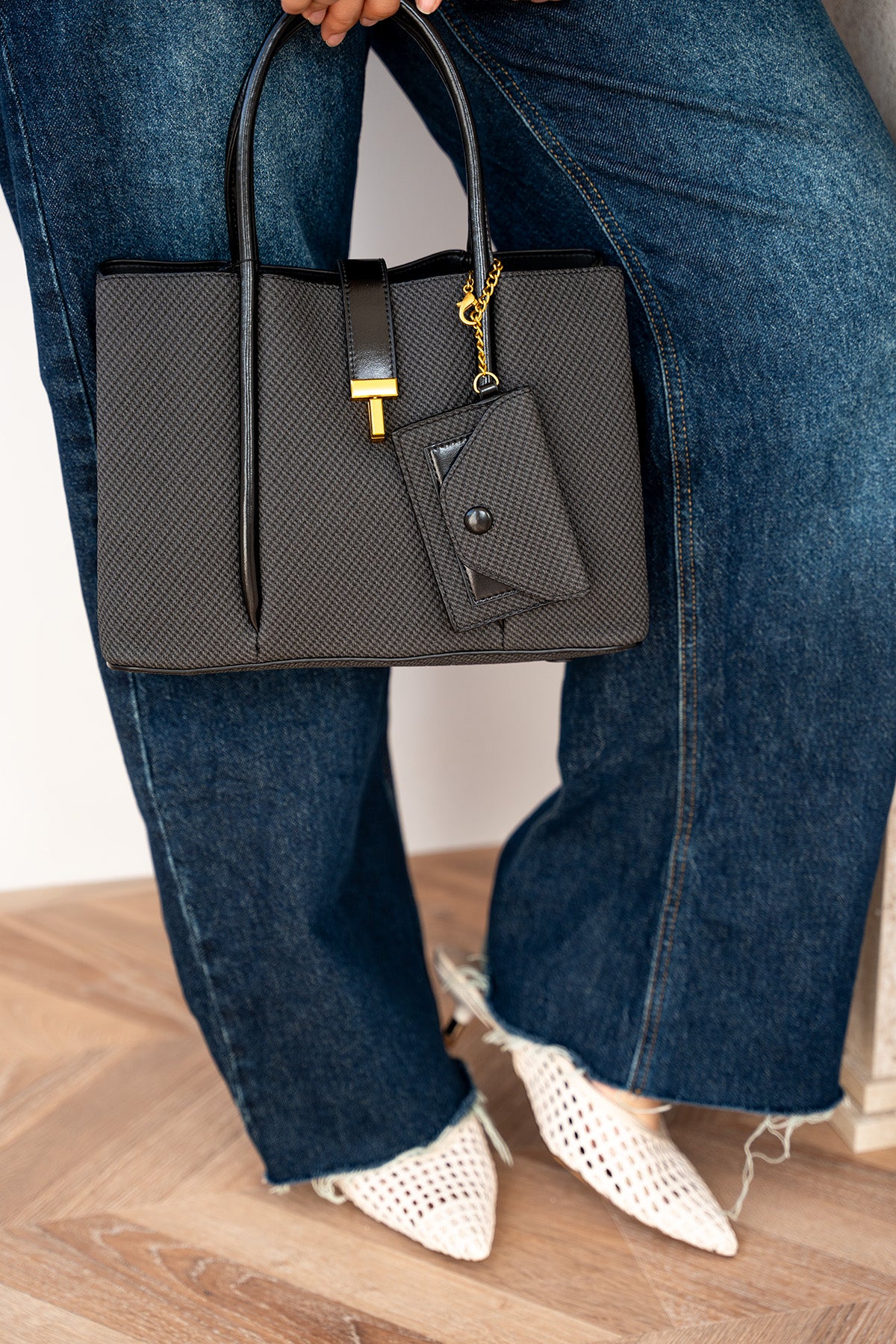 Otho Gold Detaylı Kadın Çanta - SİYAH