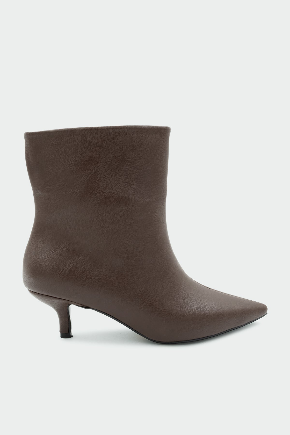 Saves Düz Dikiş Detaylı Kadın Bot - ACI KAHVE