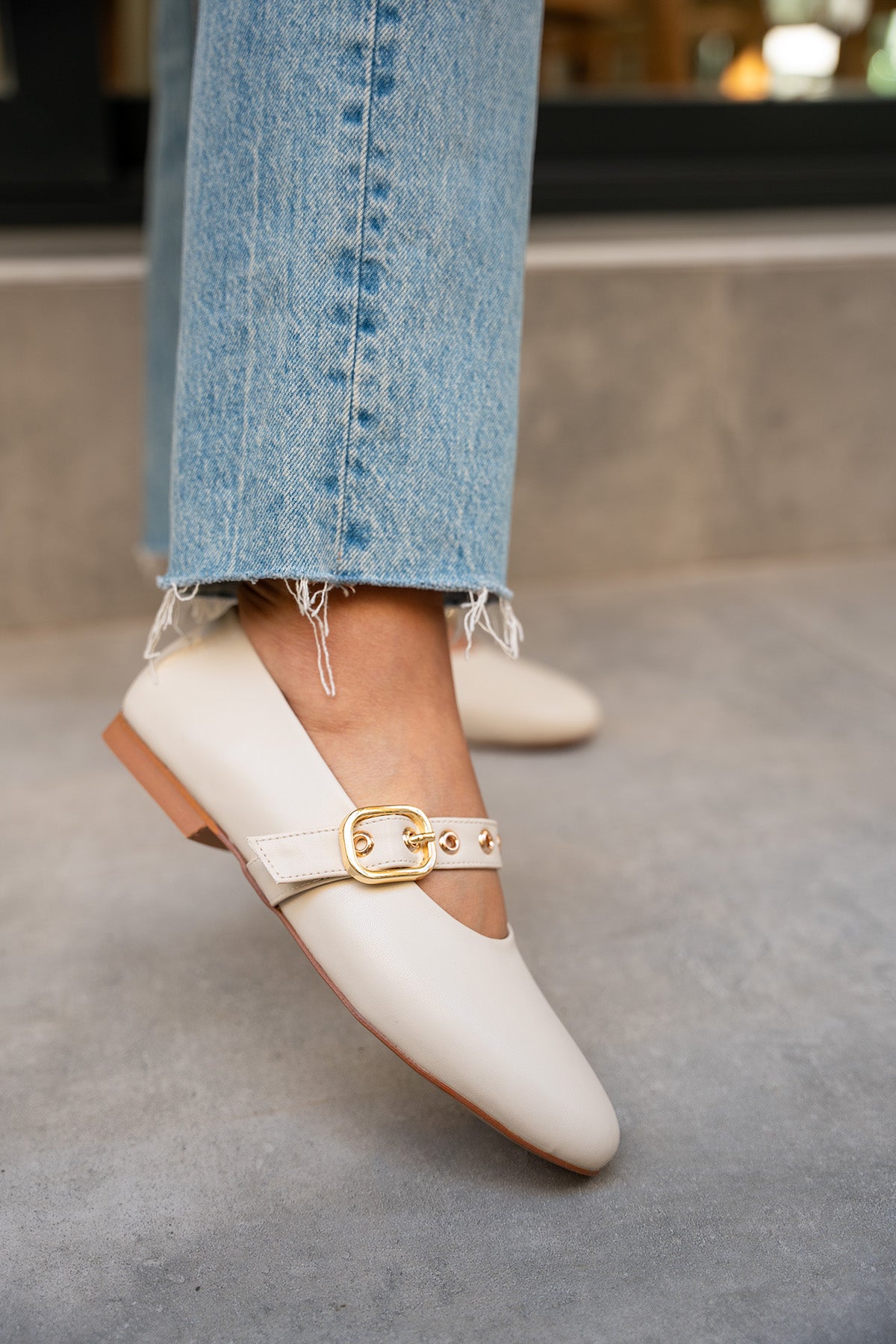 Victor Gold Tokalı Babet - EKRU DERİ