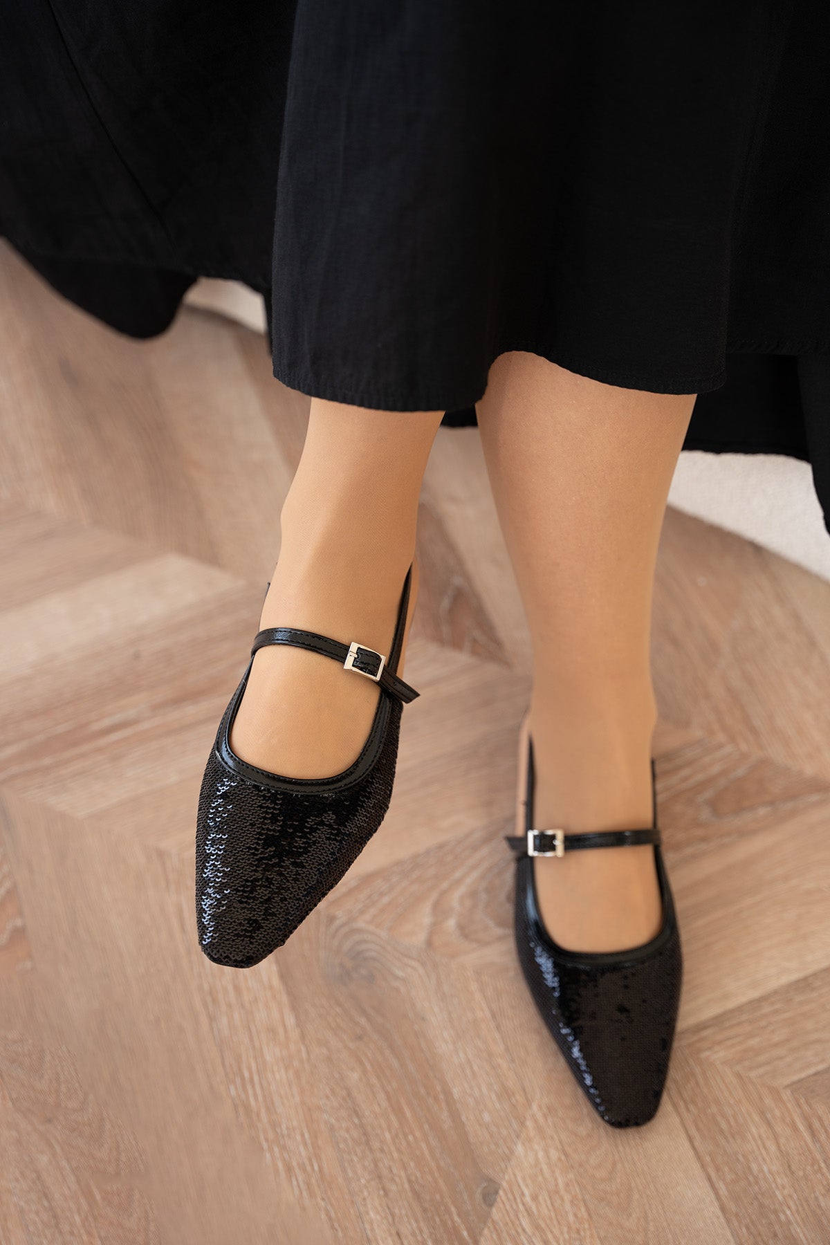 Elite Payetli Düz Kadın Babet - SİYAH