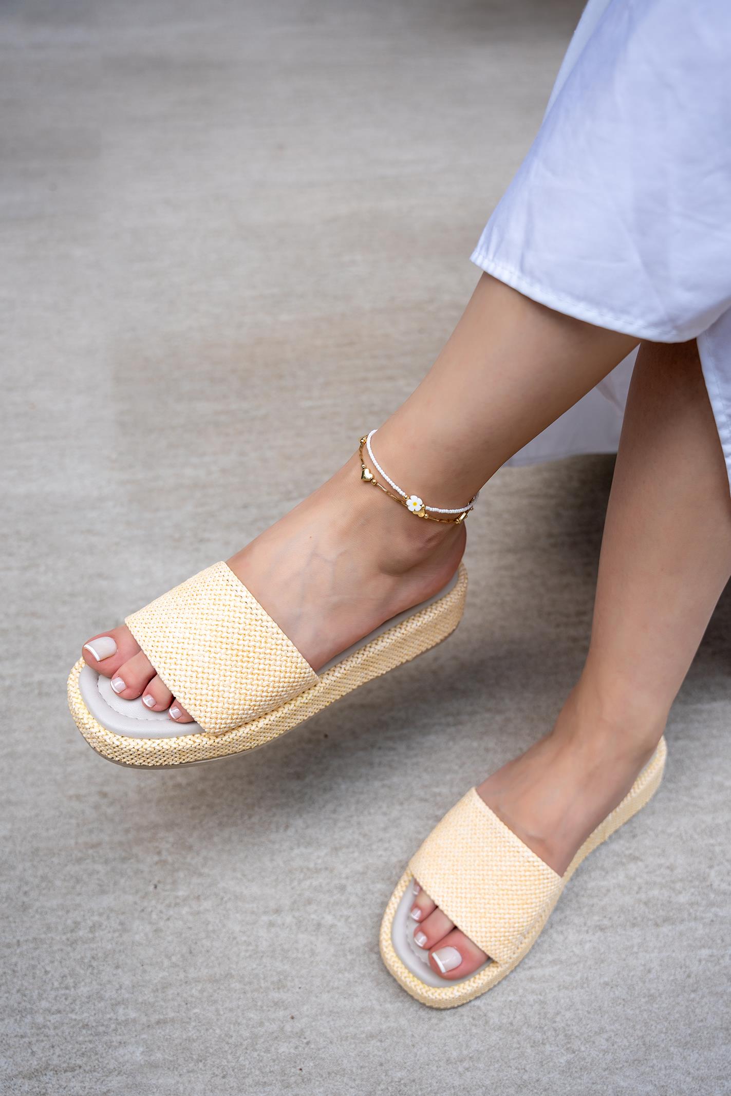 OSLO TEK BANTLI KALIN TABANLI TERLİK - EKRU