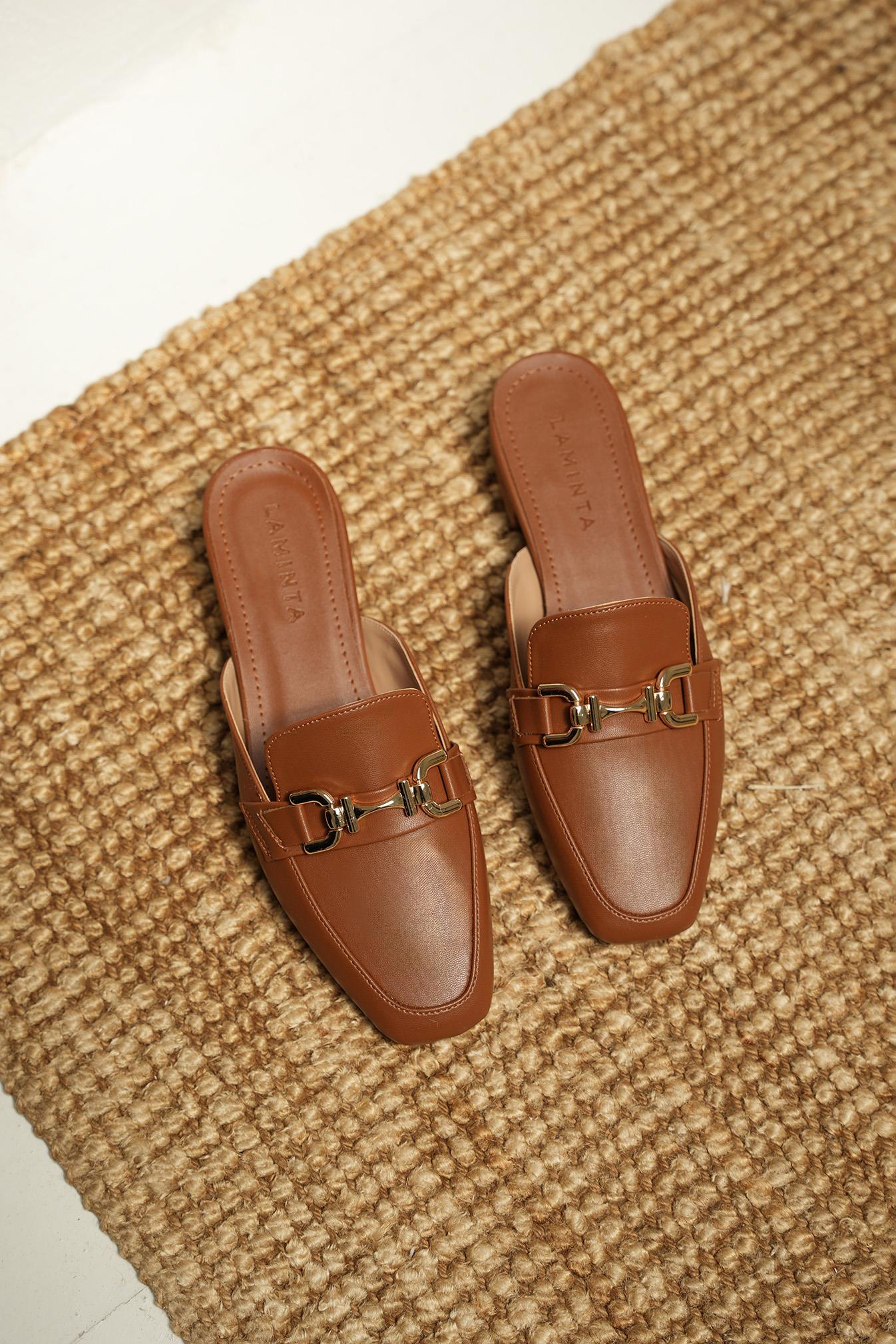 Sangi Toka Detaylı Terlik - TABA