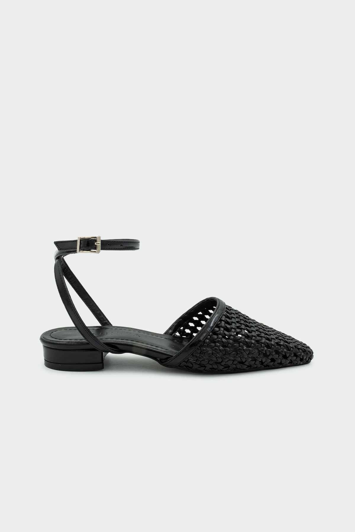 Majesty Örgü Detaylı Kadın Babet - SİYAH