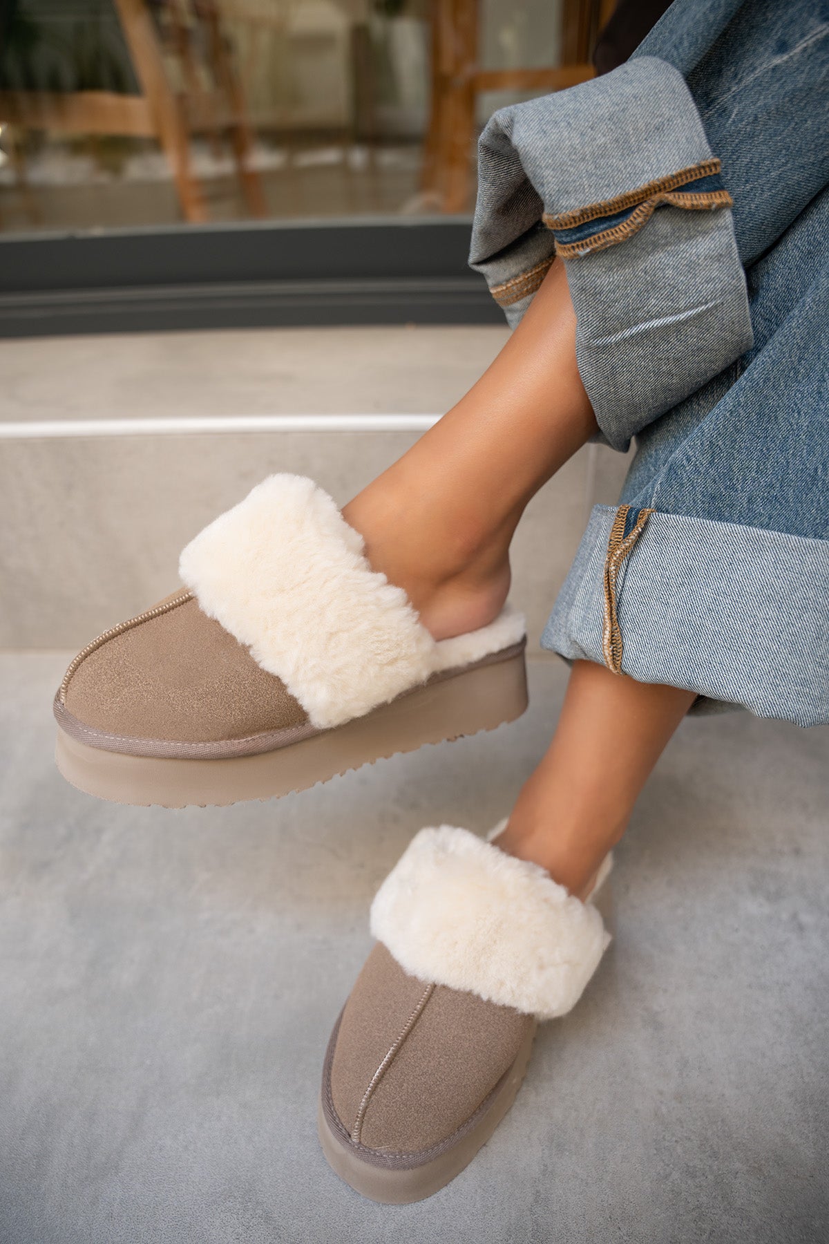 Rover Tüylü Terlik - VİZON