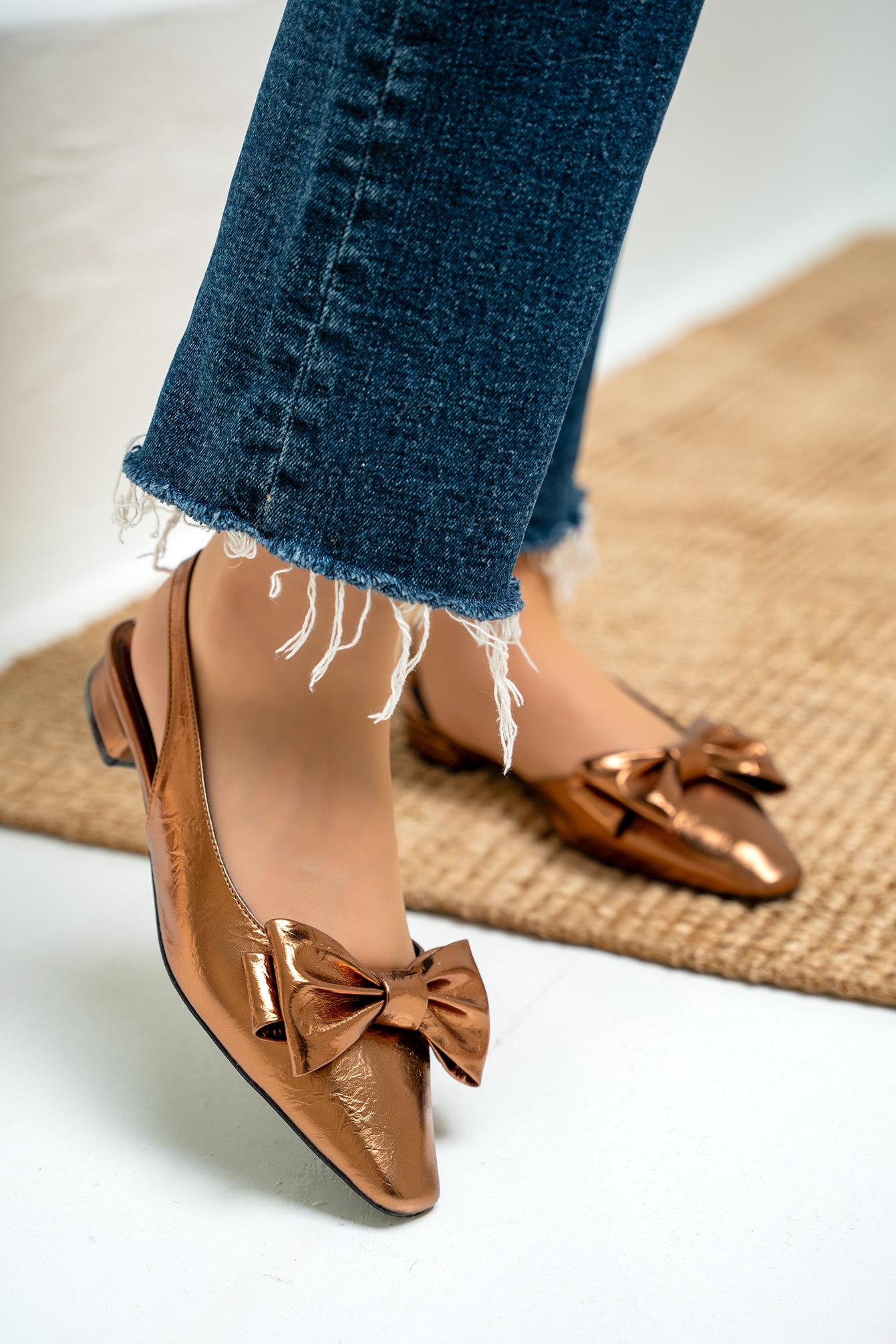 Heju Fiyonklu Babet - BAKIR