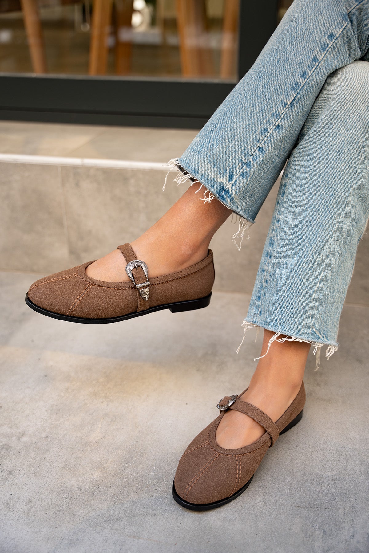 Opsis Düz Taban Kemer Detaylı Babet - AcıKahve Süet