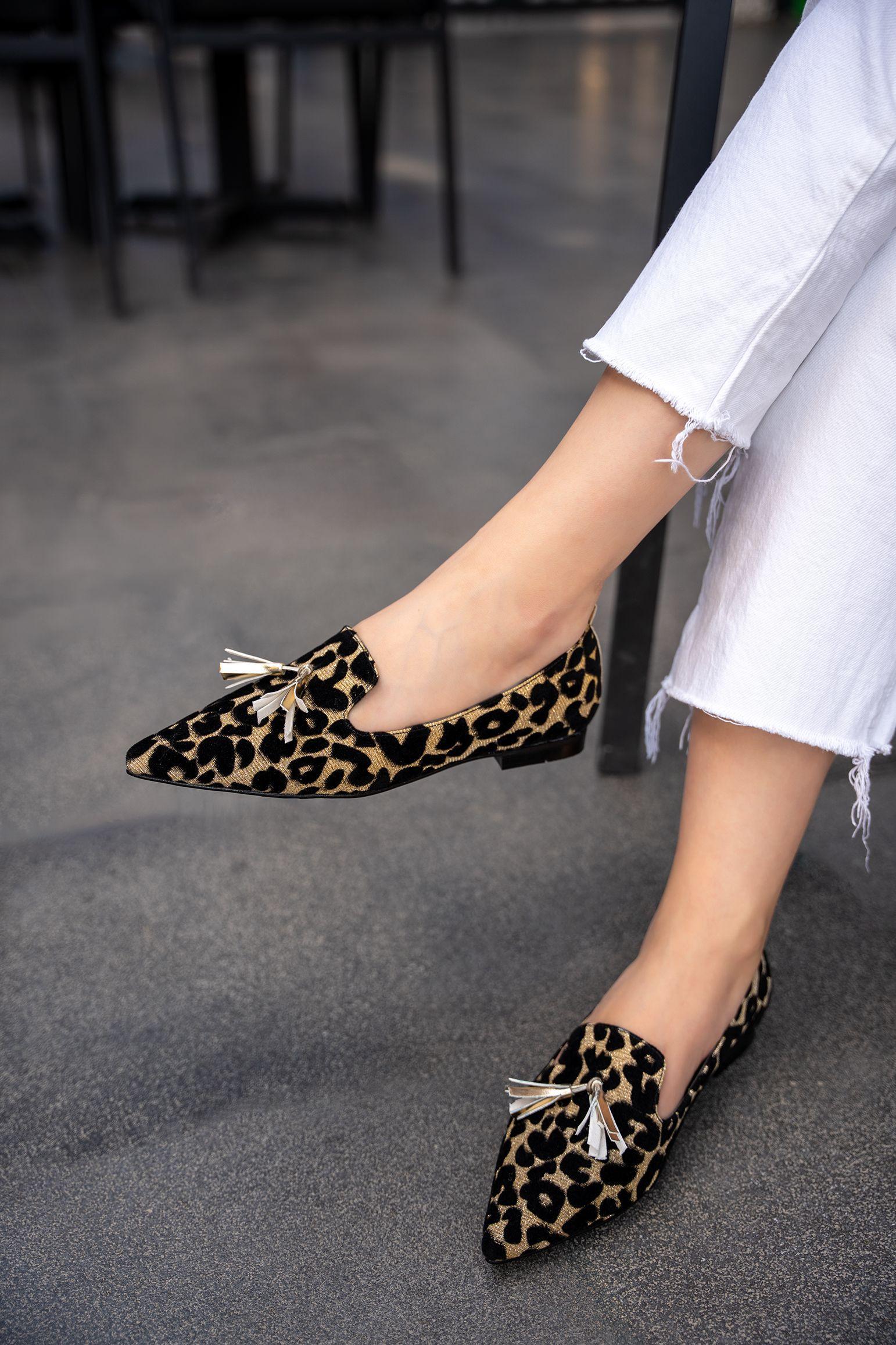 NAOKO PÜSKÜL DETAYLI LEOPAR BABET - GOLD