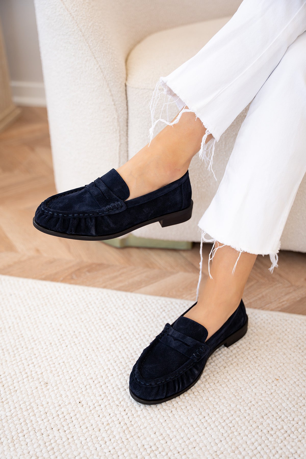 Dipsy Dikiş Detaylı Hakiki Deri Kadın Loafer - Lacivert Süet