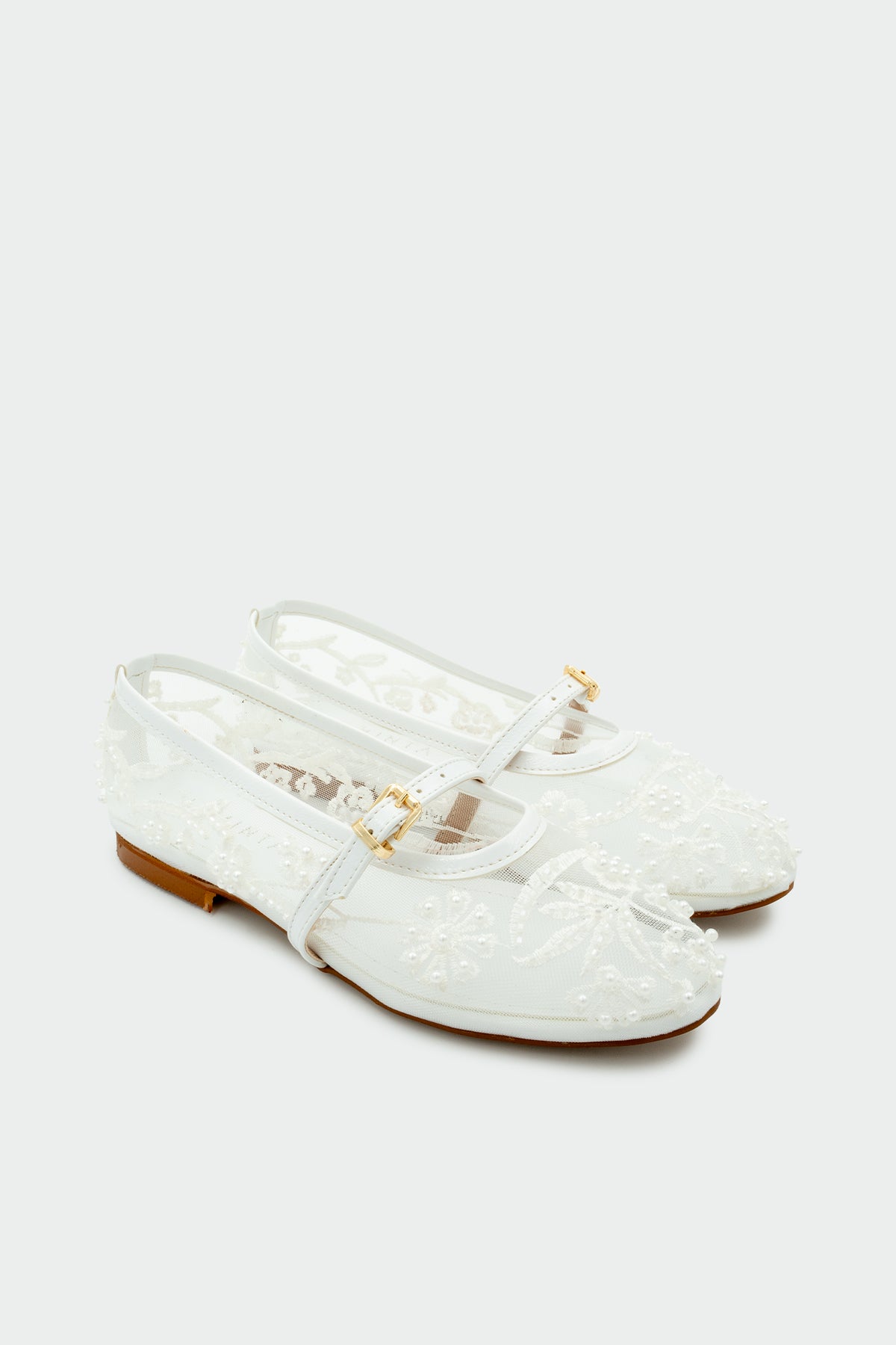 Kai İncili Nakışlı Kadın Düz Babet - BEYAZ