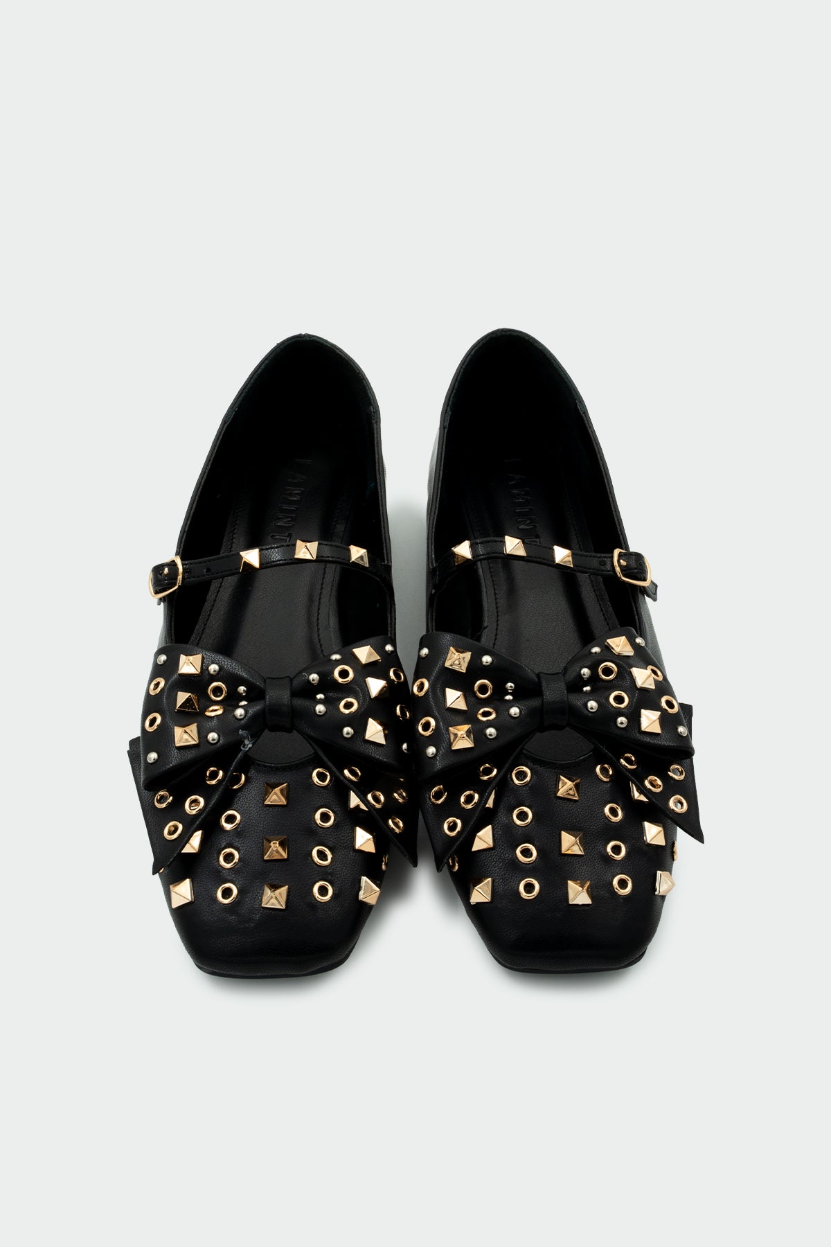 Jetson Zımba Detaylı Fiyonklu Babet - SİYAH