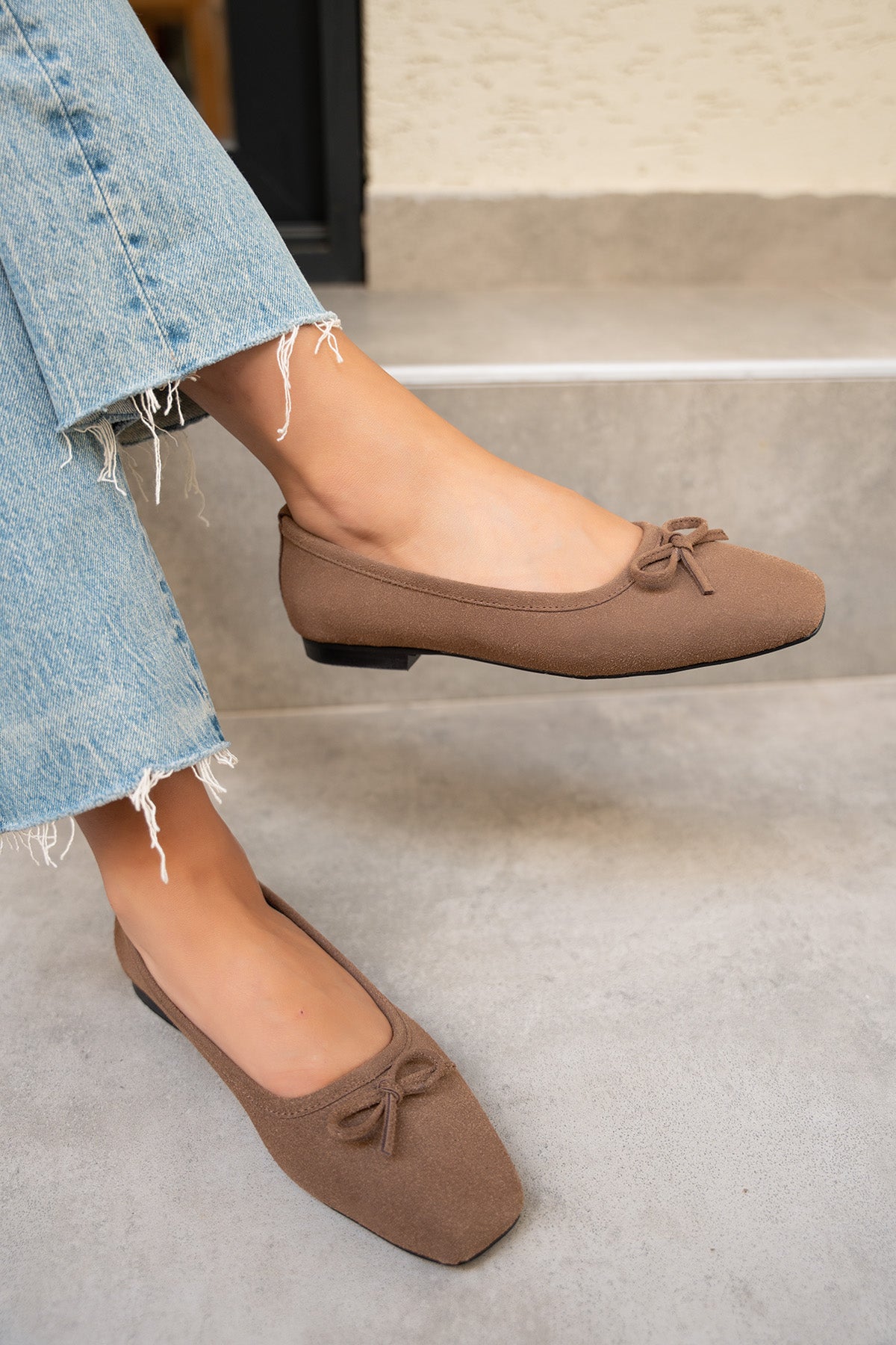 Linda Fiyonk Detaylı Babet - AcıKahve Süet