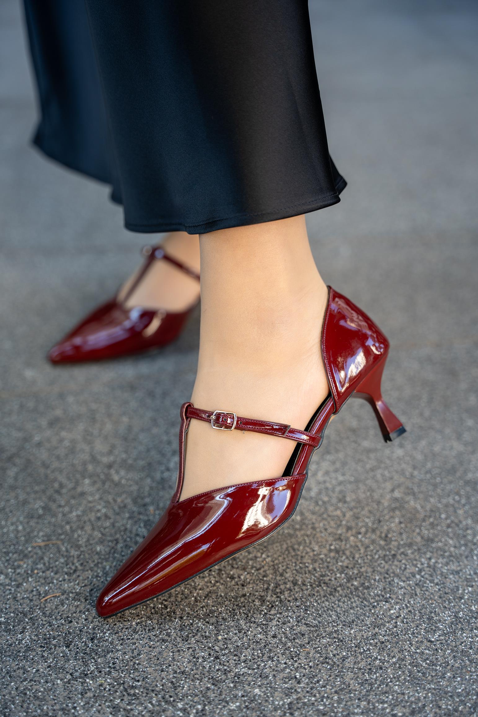 Jennie Toka Detaylı Kadın Topuklu Ayakkabı - BORDO RUGAN