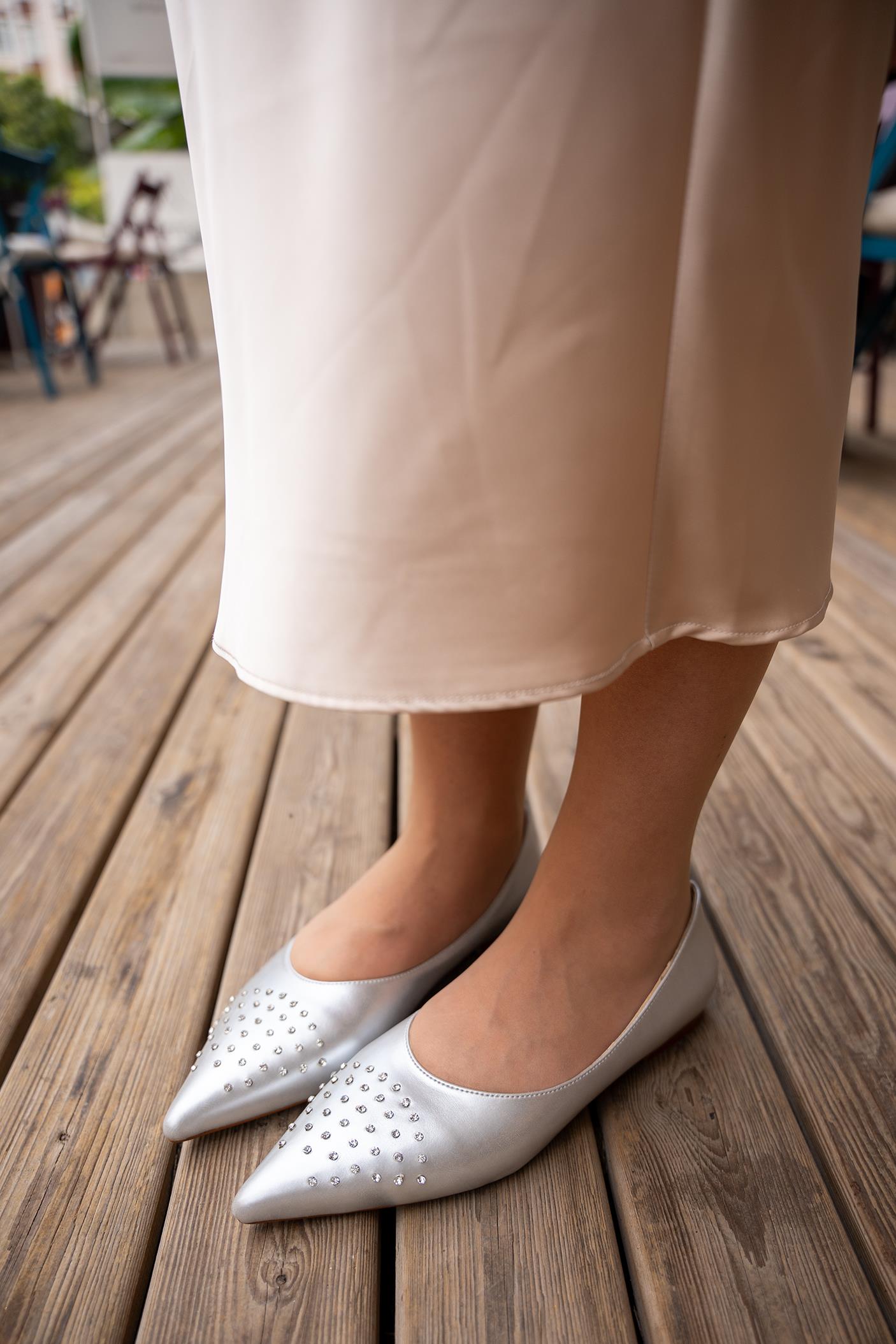 EYYA TAŞ DETAYLI BABET - Silver