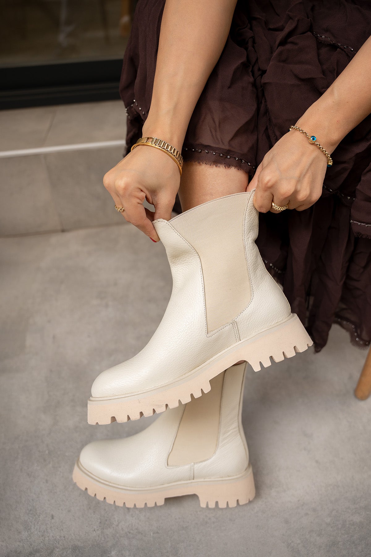 Audrey Lastikli Hakiki Deri Bot - EKRU