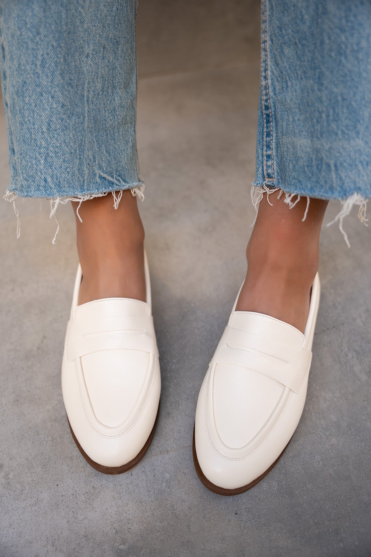 Desna Düz Taban Ayakkabı - EKRU DERİ