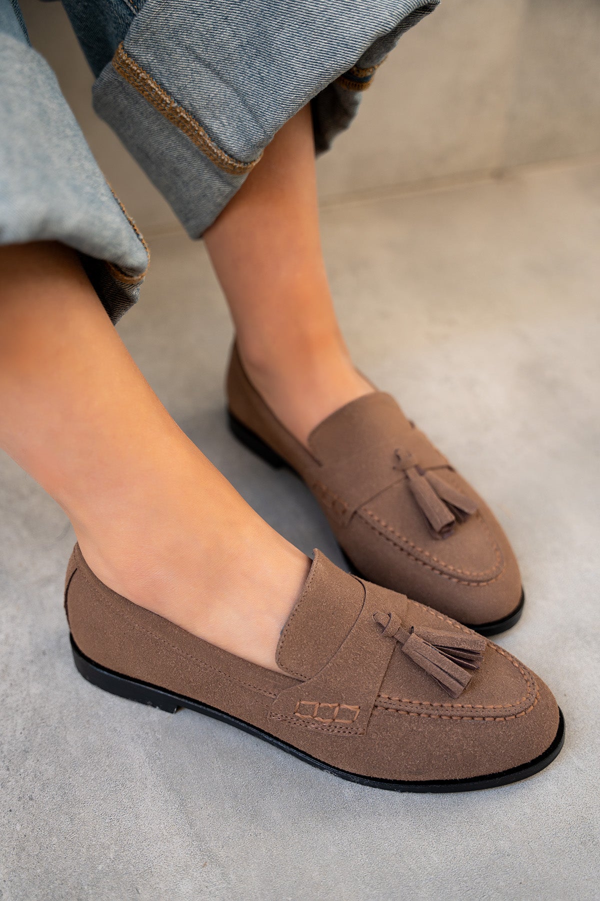 Leather Püskül Detaylı Düz Taban Ayakkabı - AcıKahve Süet