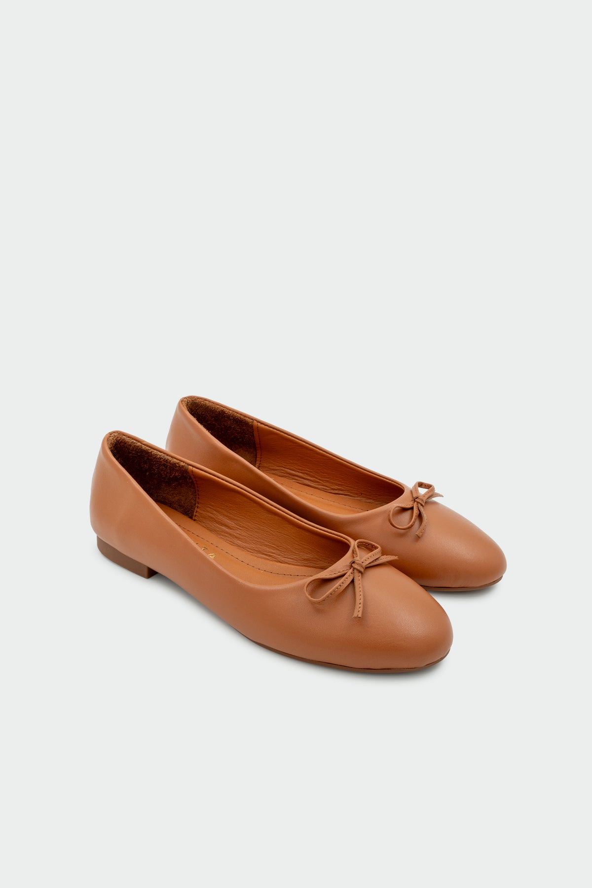 Jüliet Fiyonklu Hakiki Deri Düz Kadın Babet - TABA