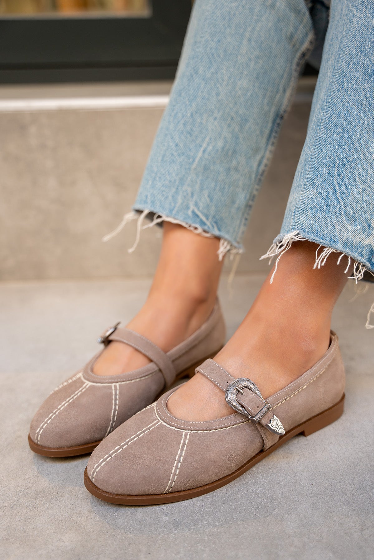 Opsis Düz Taban Kemer Detaylı Babet - VİZON SÜET