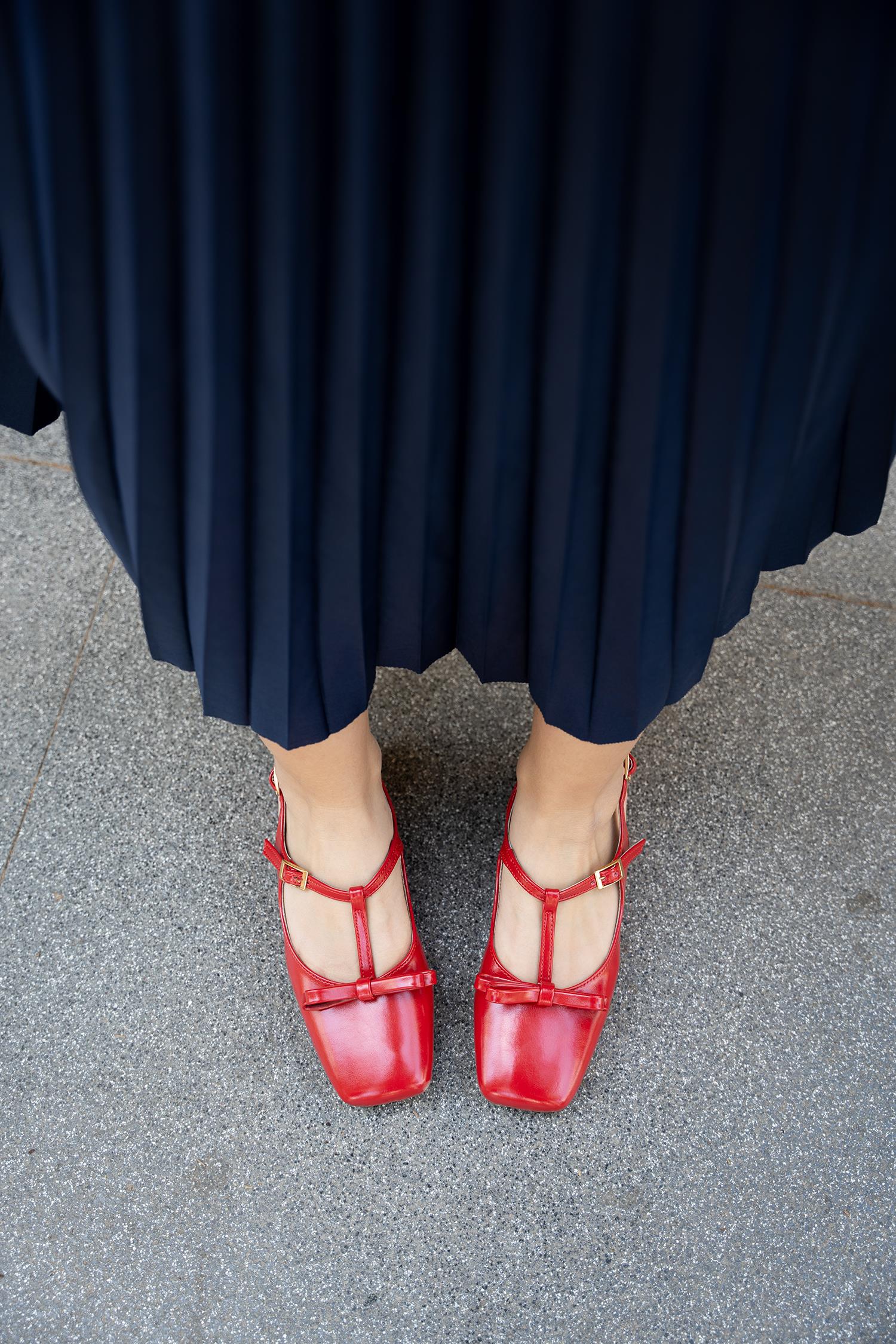 MARTA FİYONK DETAYLI BABET - KIRMIZI