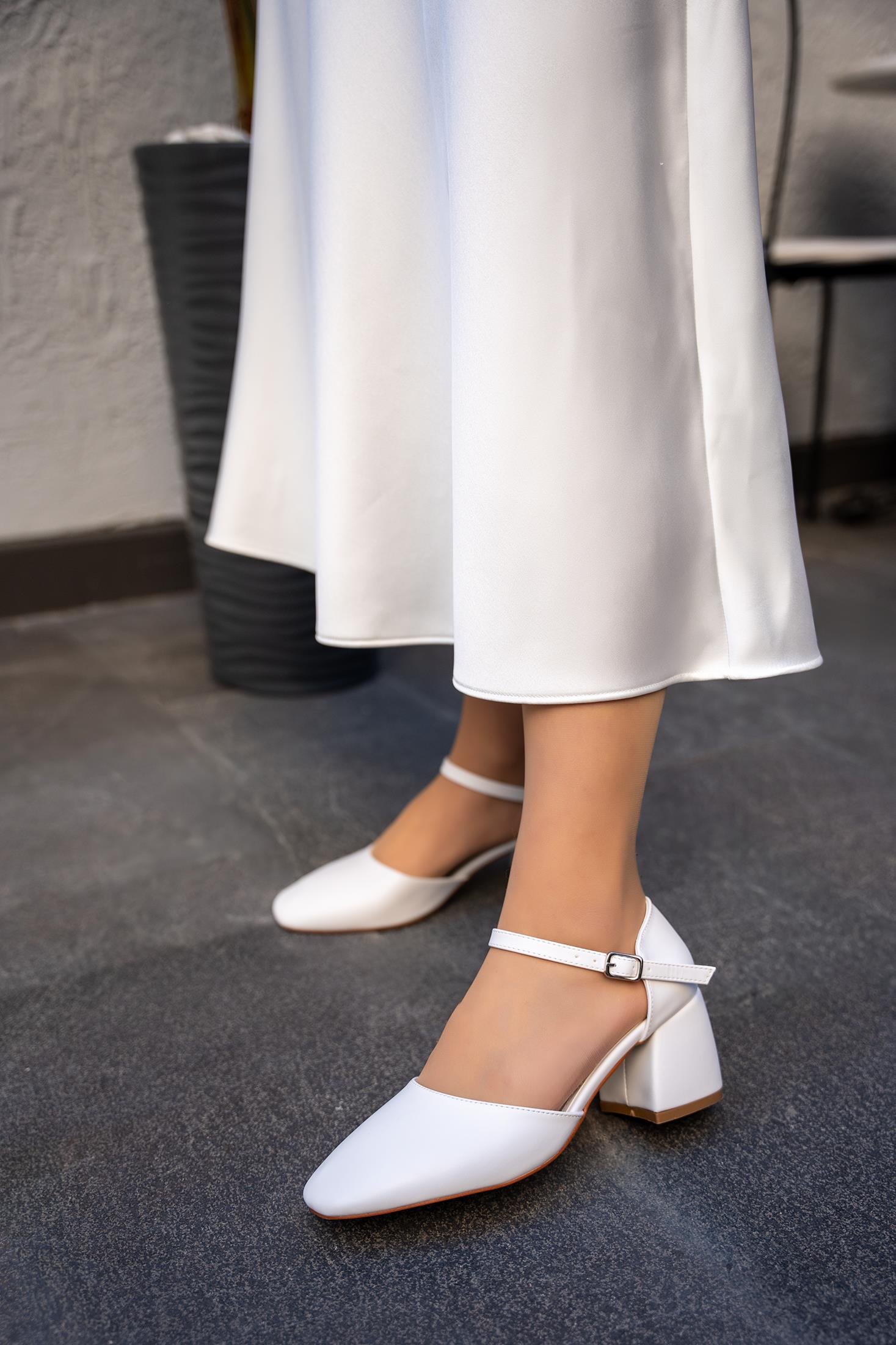 PETUNYA TOPUKLU AYAKKABI - BEYAZ