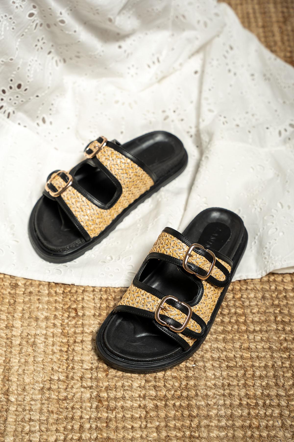 Bred Hasır Detaylı Tokalı Kalın Taban Terlik - SİYAH