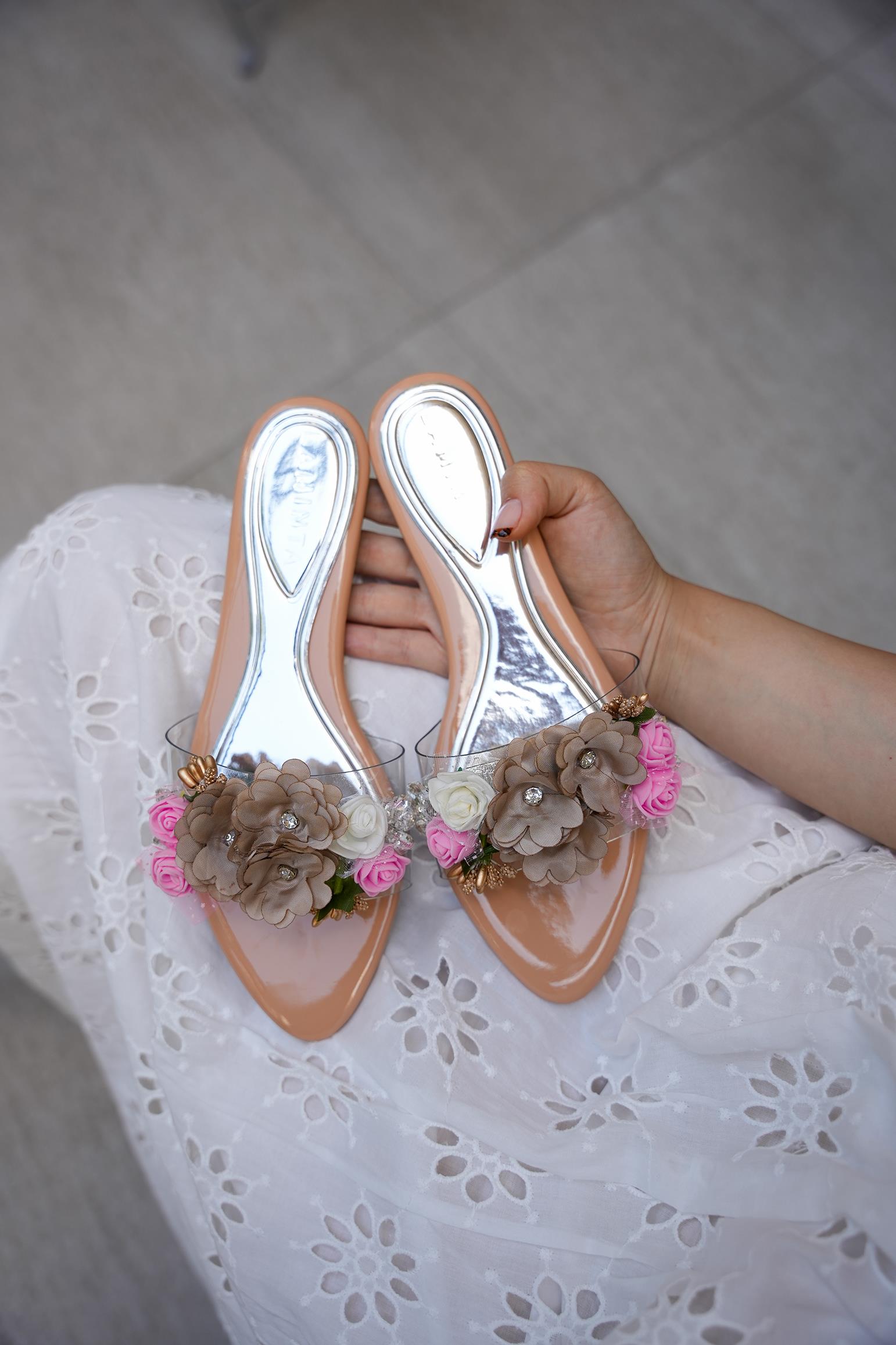 LİLY ÇİÇEKLİ TERLİK - NUDE