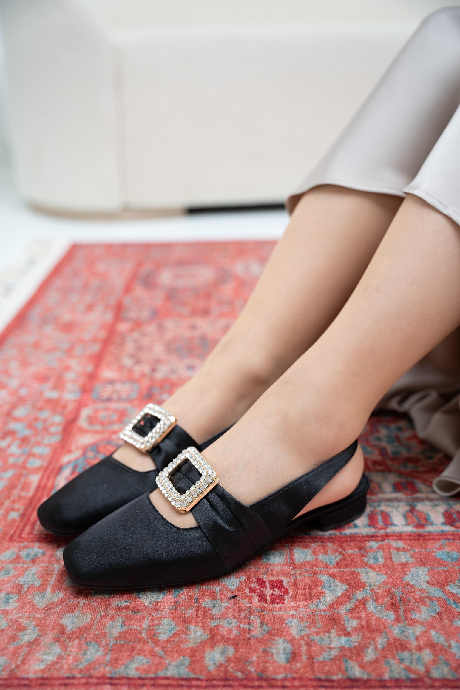 Ferry Gold Taşlı Babet - SİYAH