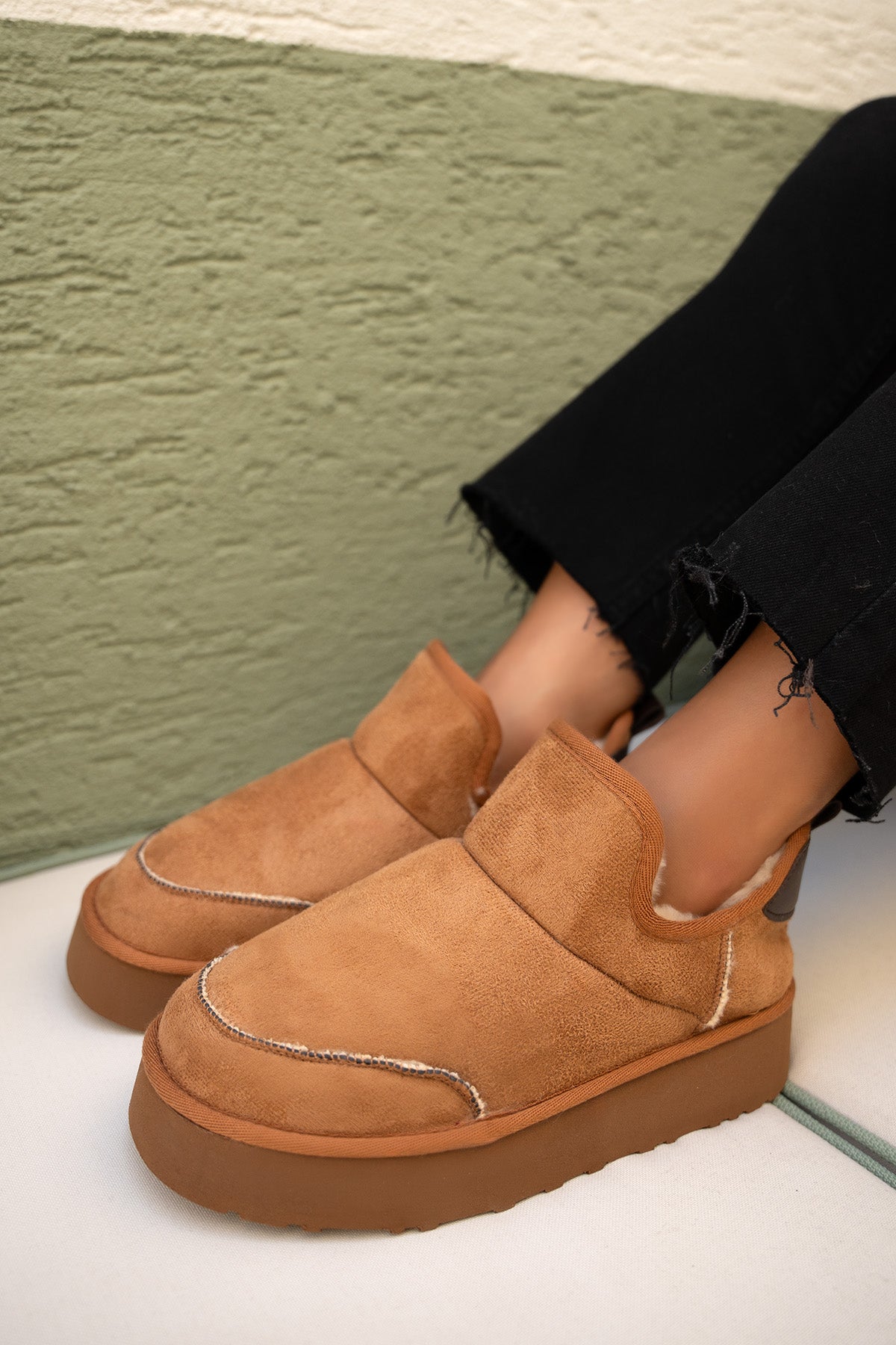 Mayra Tüylü Bot - TABA