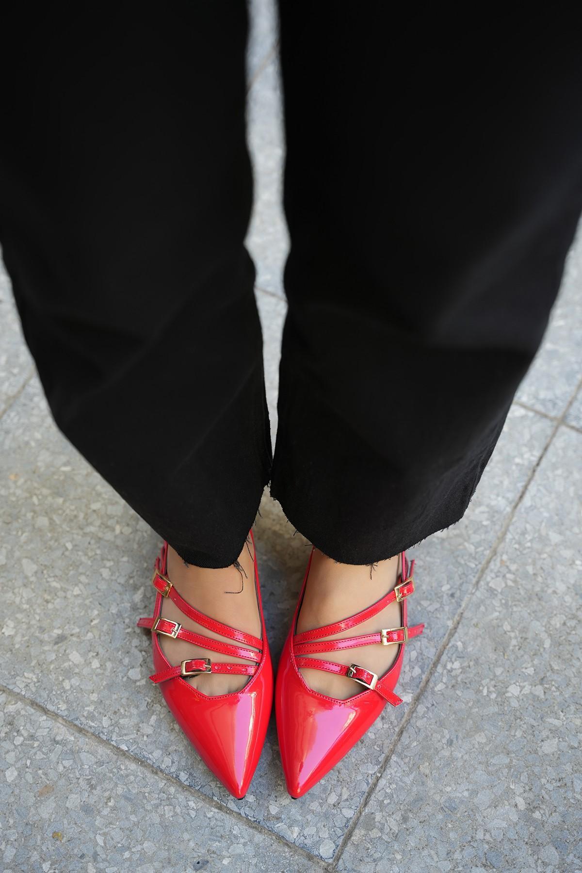 MONA ŞERİT DETAYLI BABET - KIRMIZI