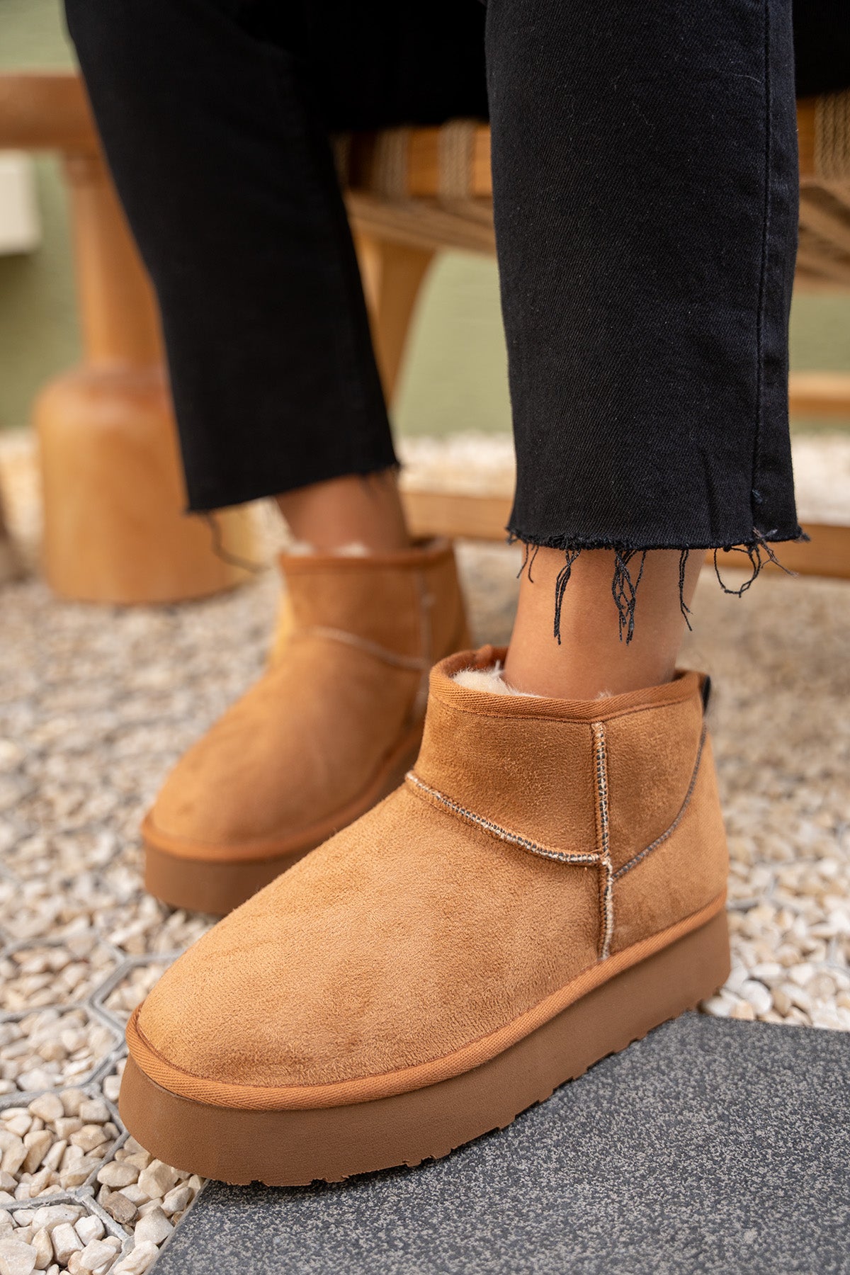 Caty Kalın Tabanlı Kürklü Bot - TABA SÜET