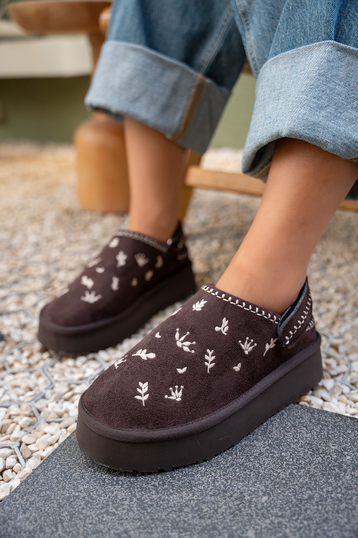 Tavia Nakışlı Kürklü Bot - AcıKahve Süet