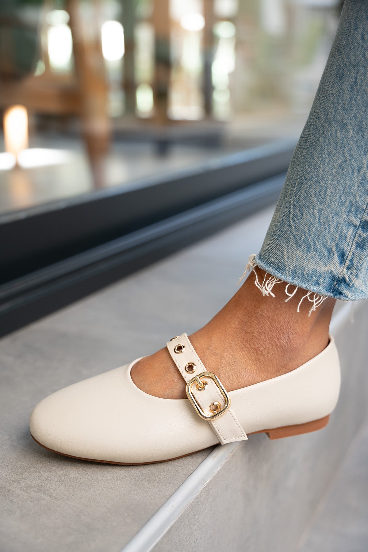 Victor Gold Tokalı Babet - EKRU DERİ