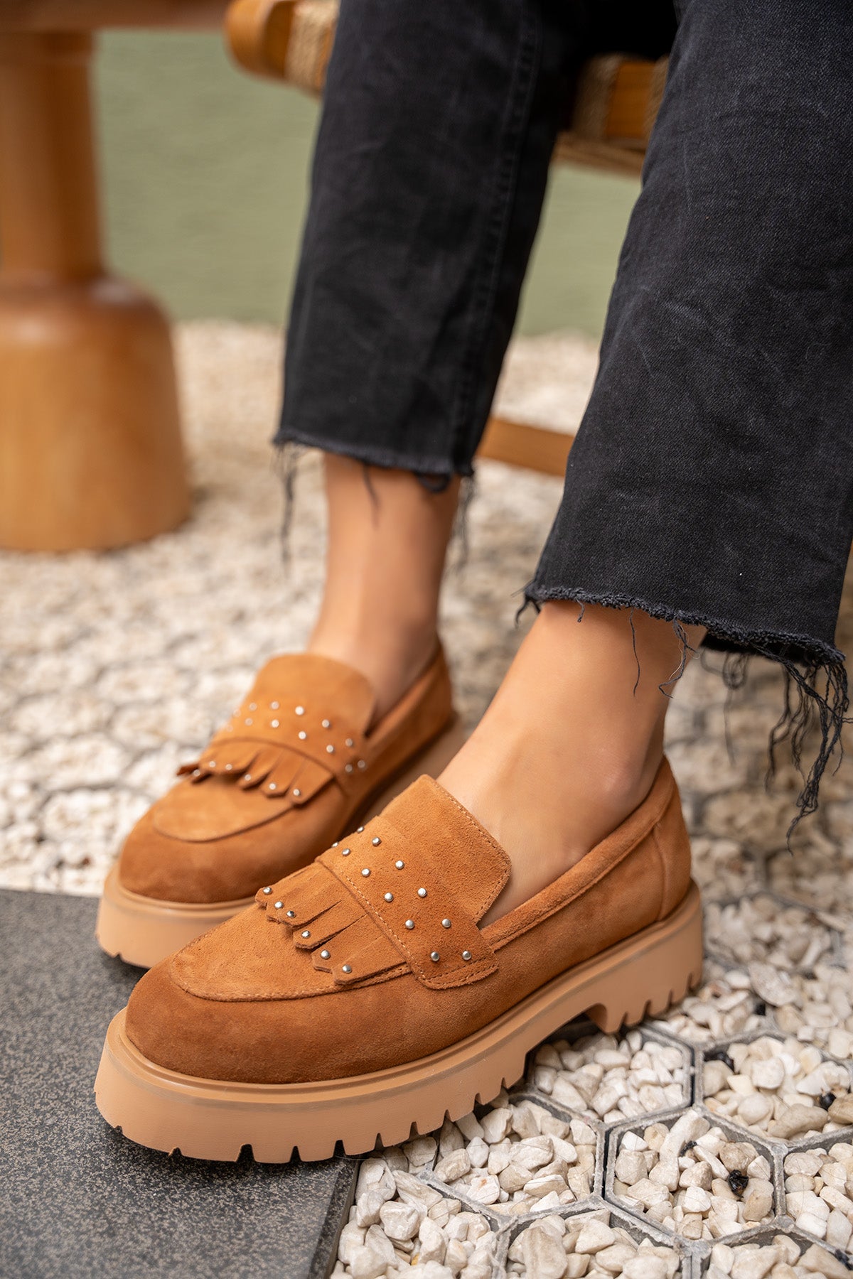 Charles Troklu Püskül Detaylı Hakiki Deri Loafer - TABA SÜET