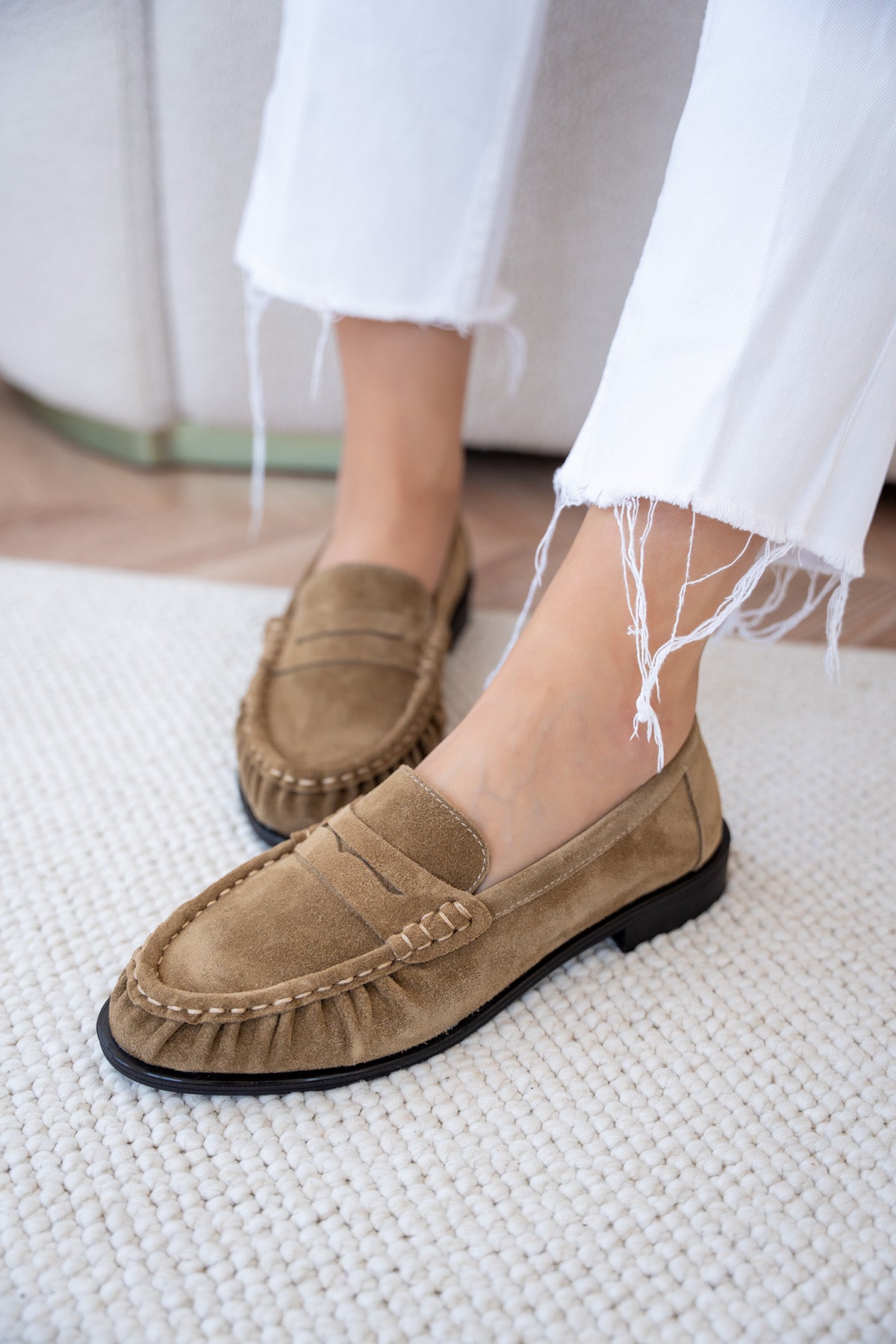 Dipsy Dikiş Detaylı Hakiki Deri Kadın Loafer - Rome Bej Süet