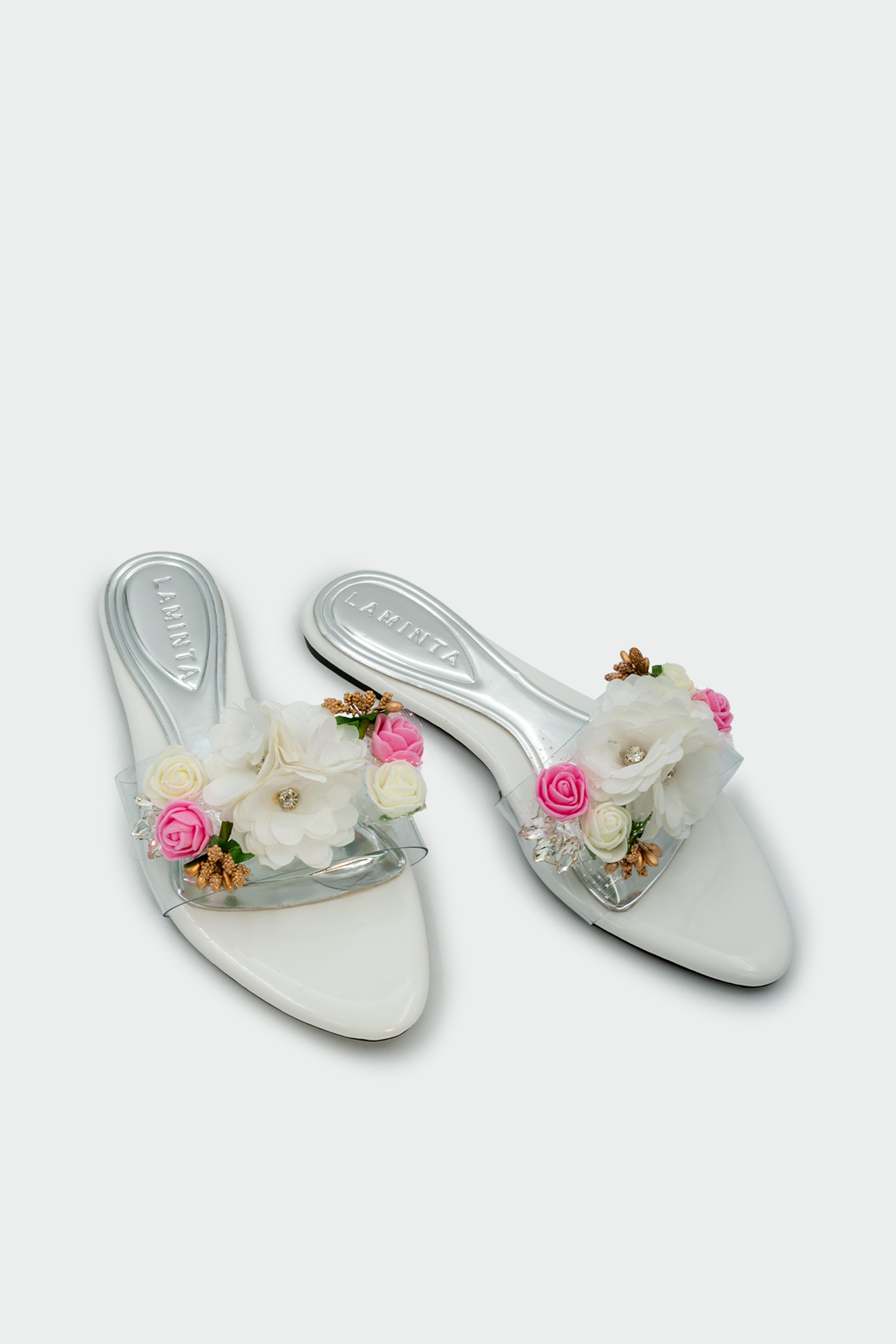 LİLY ÇİÇEKLİ TERLİK - BEYAZ