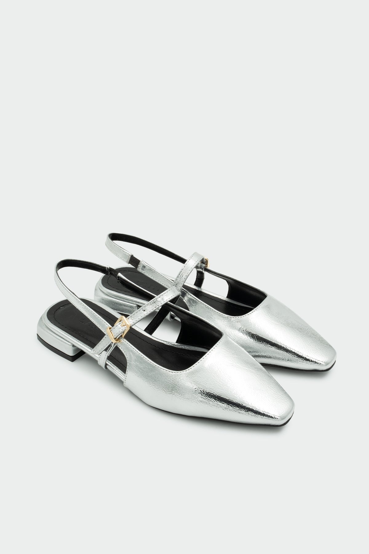 Noir Toka Detaylı Kadın Babet - Silver