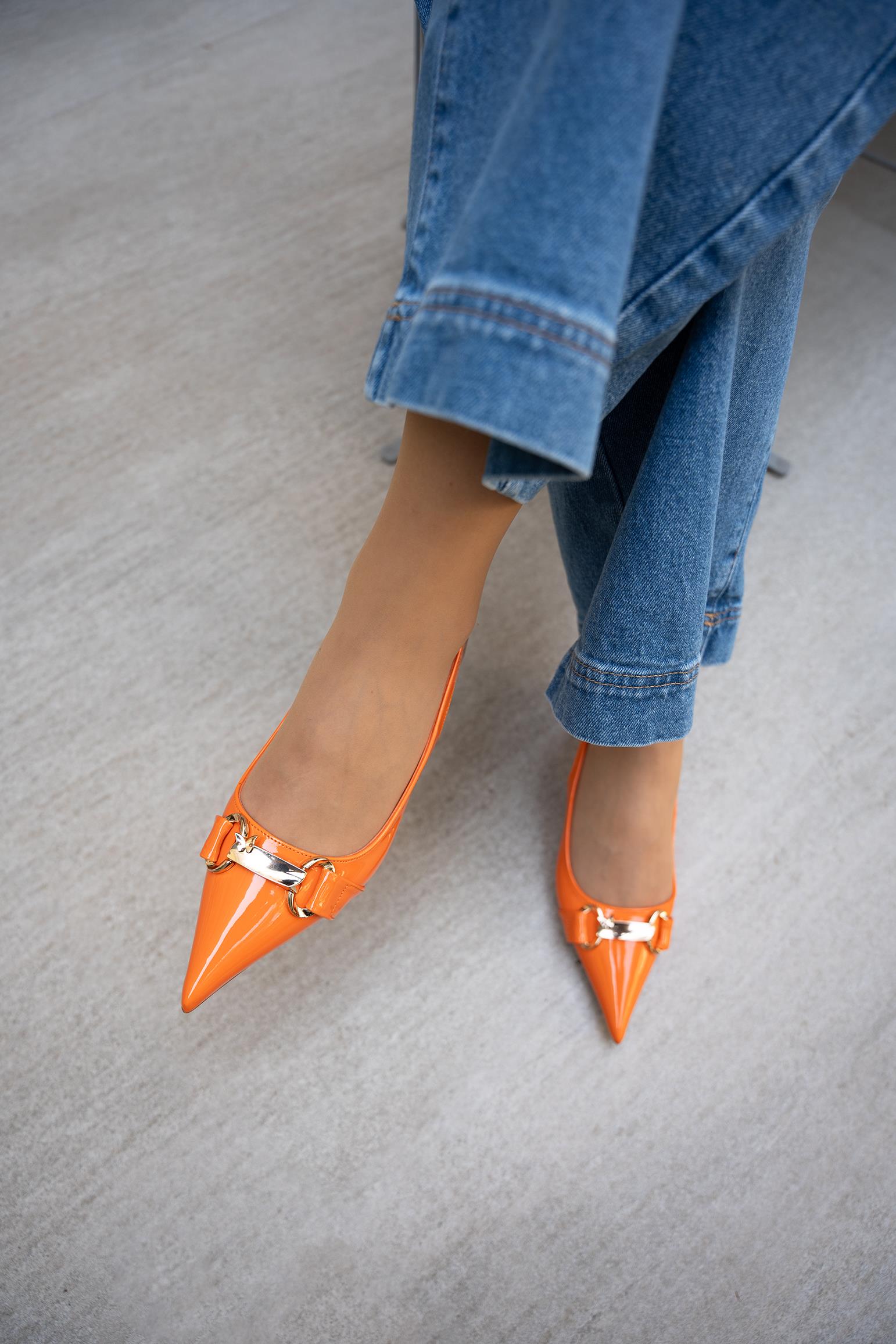 MATSU GOLD DETAYLI RUGAN TOPUKLU AYAKKABI - TURUNCU