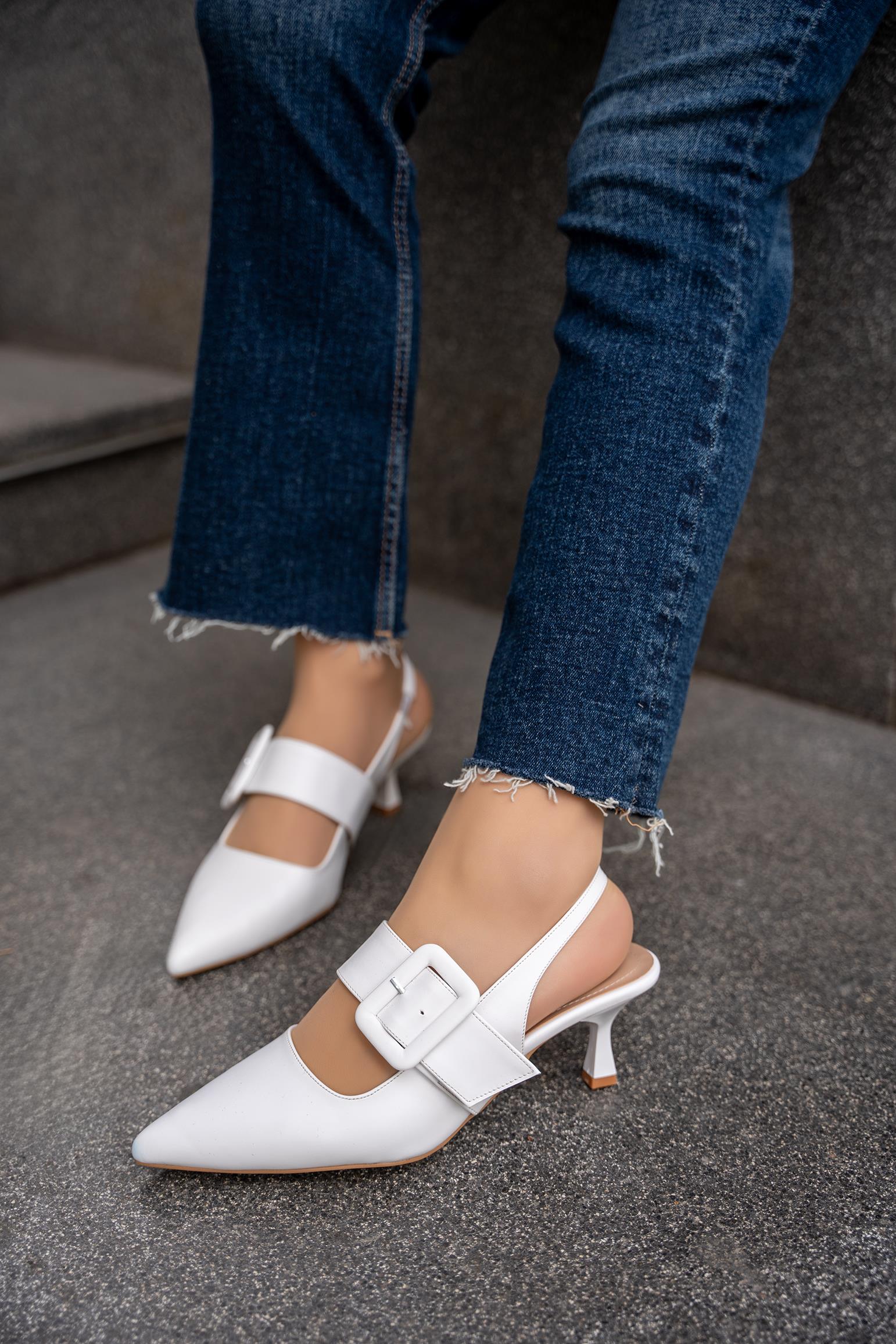 DOBY TOKA DETAYLI KADIN TOPUKLU AYAKKABI - BEYAZ DERİ