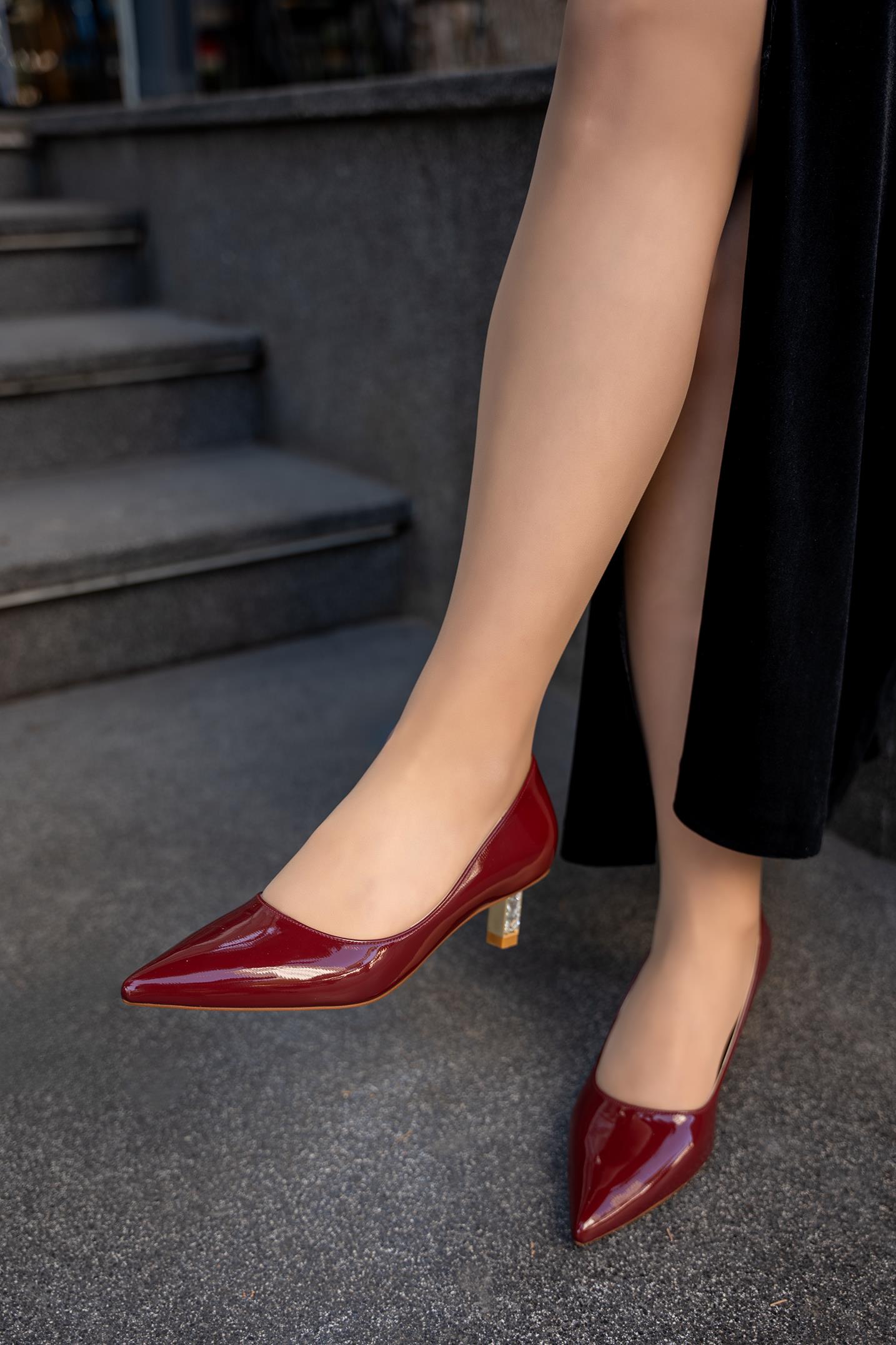 NOVAS KADIN TOPUKLU AYAKKABI - BORDO RUGAN