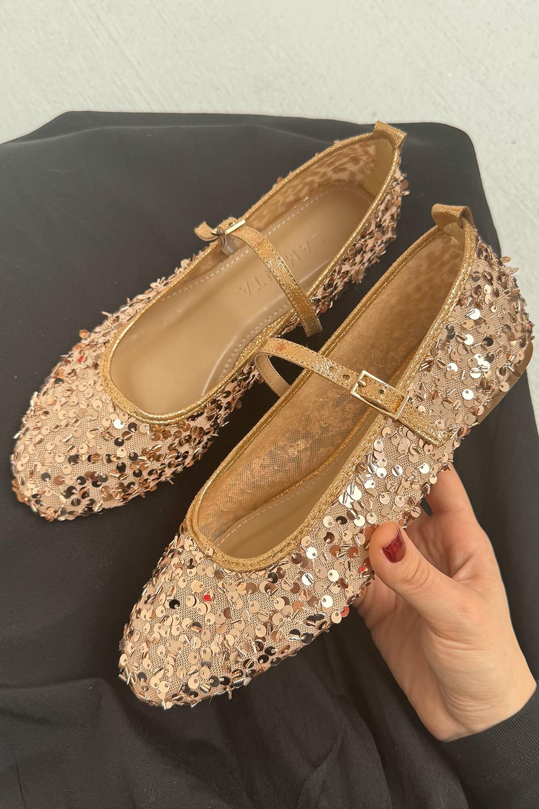 Kitty Pul Detaylı Tokalı Babet - BRONZ