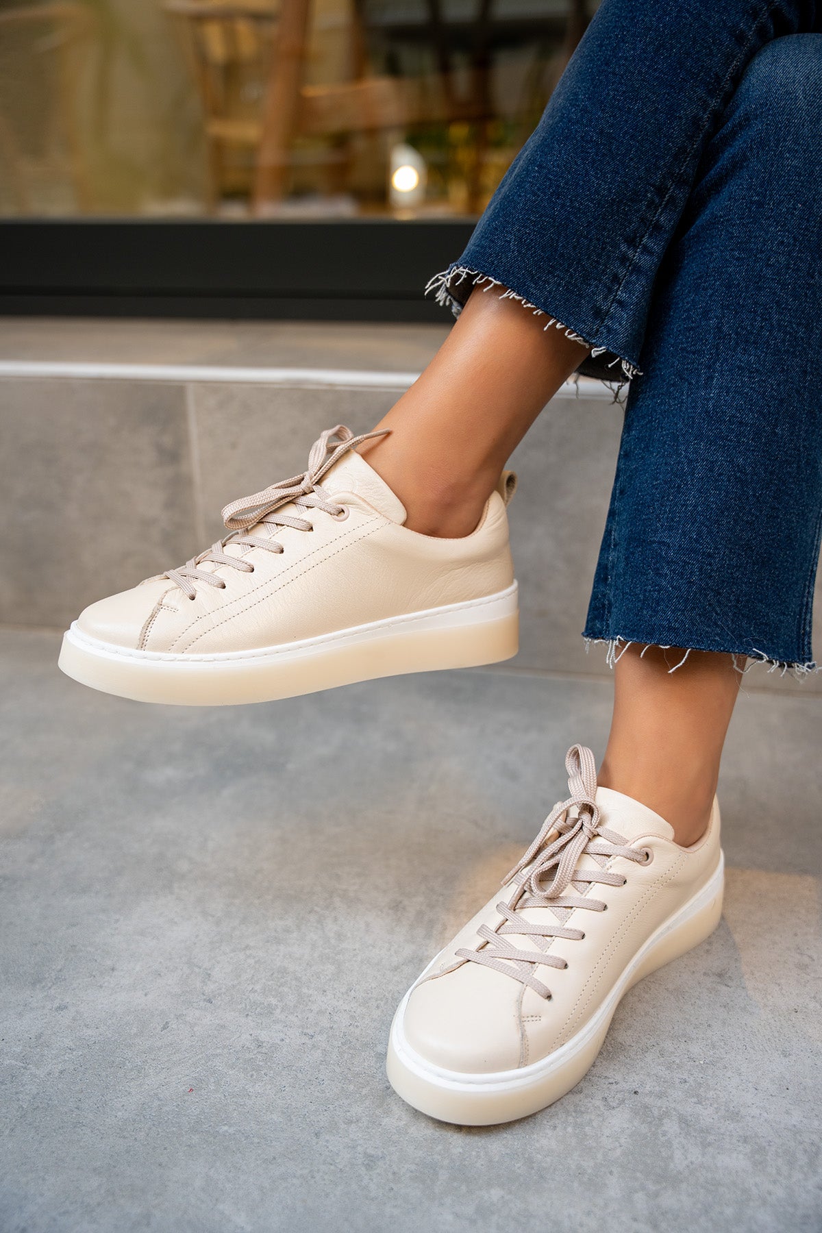 Skye Hakiki Deri Düz Spor Ayakkabı - TEN