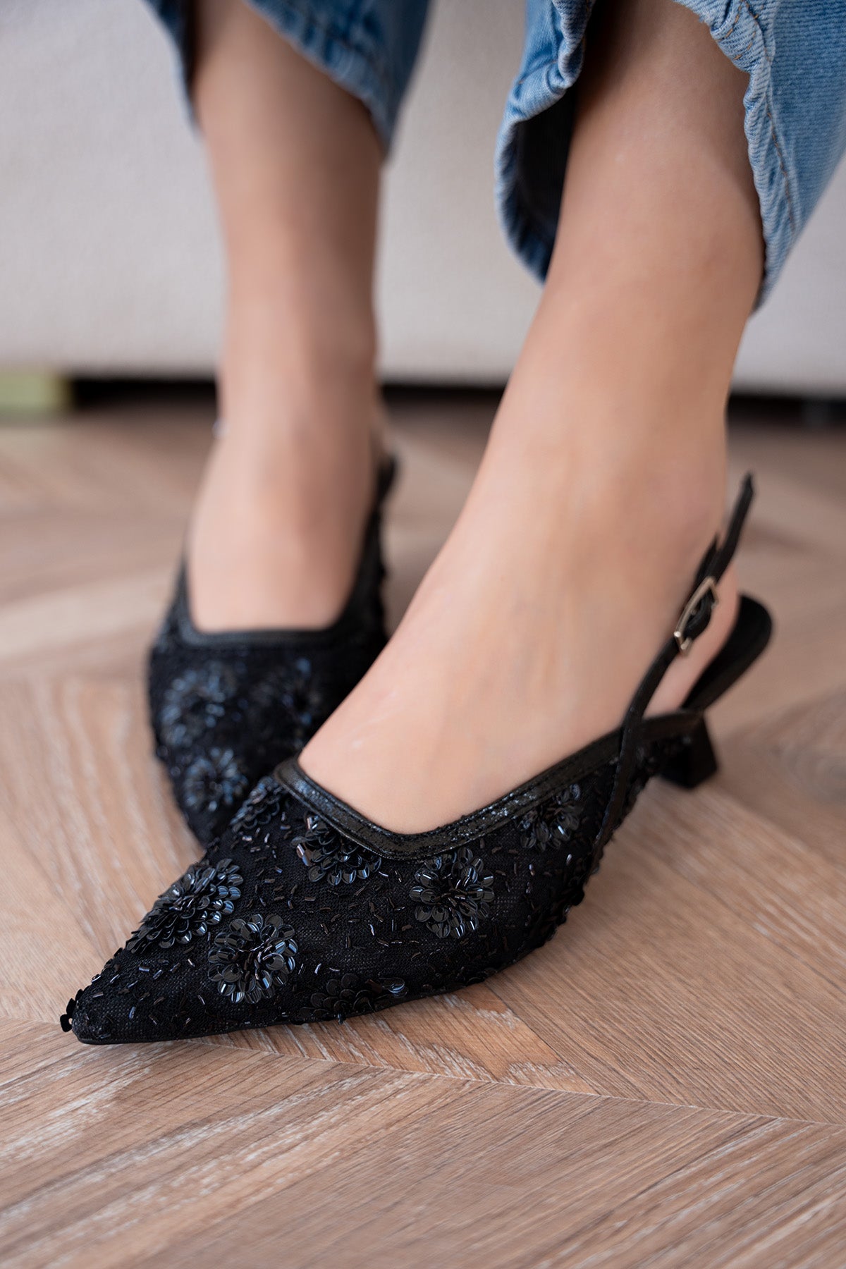 Shayla İşleme Detaylı Kadın Topuklu Ayakkabı - SİYAH